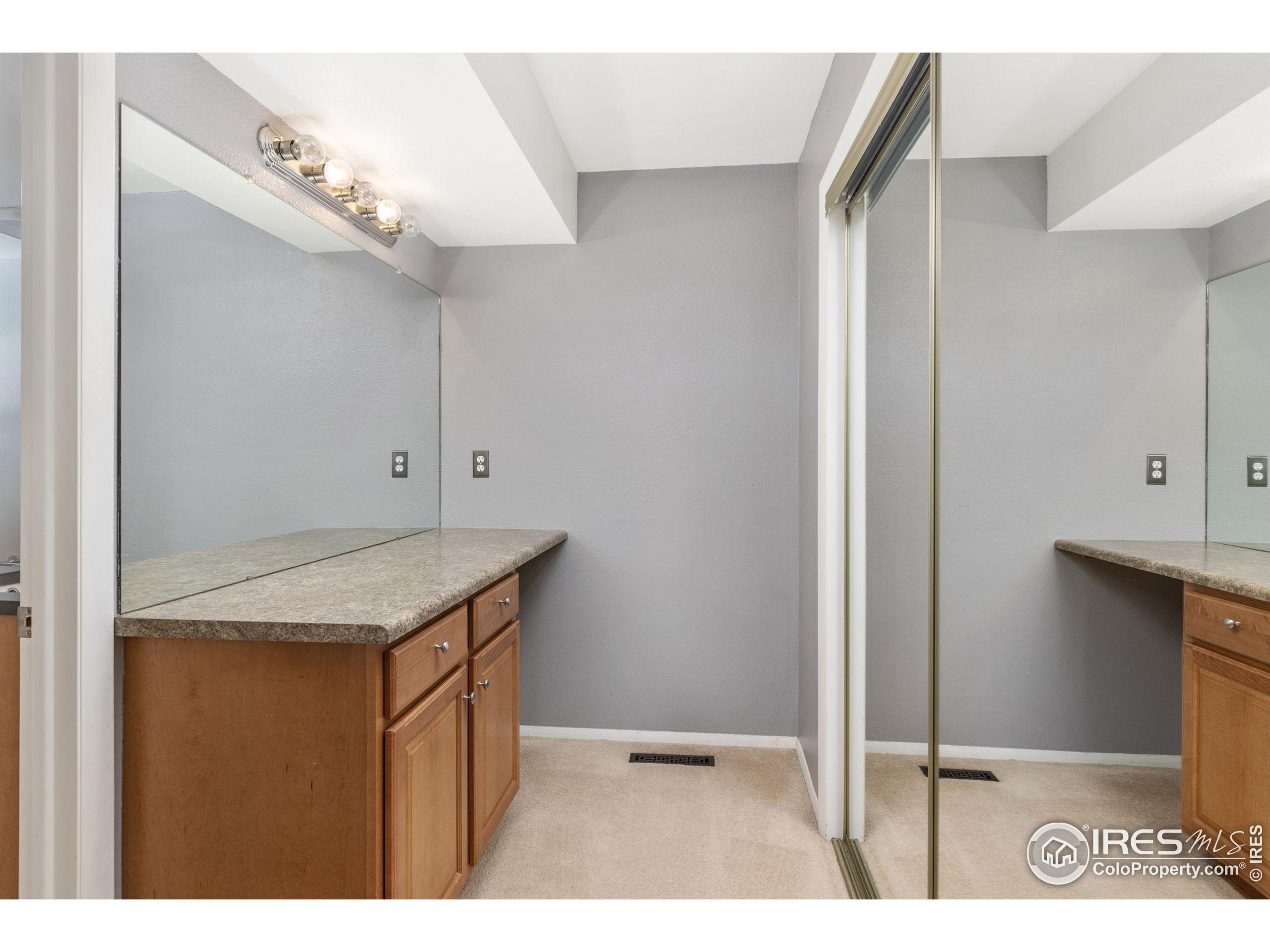 200 Fox Dr