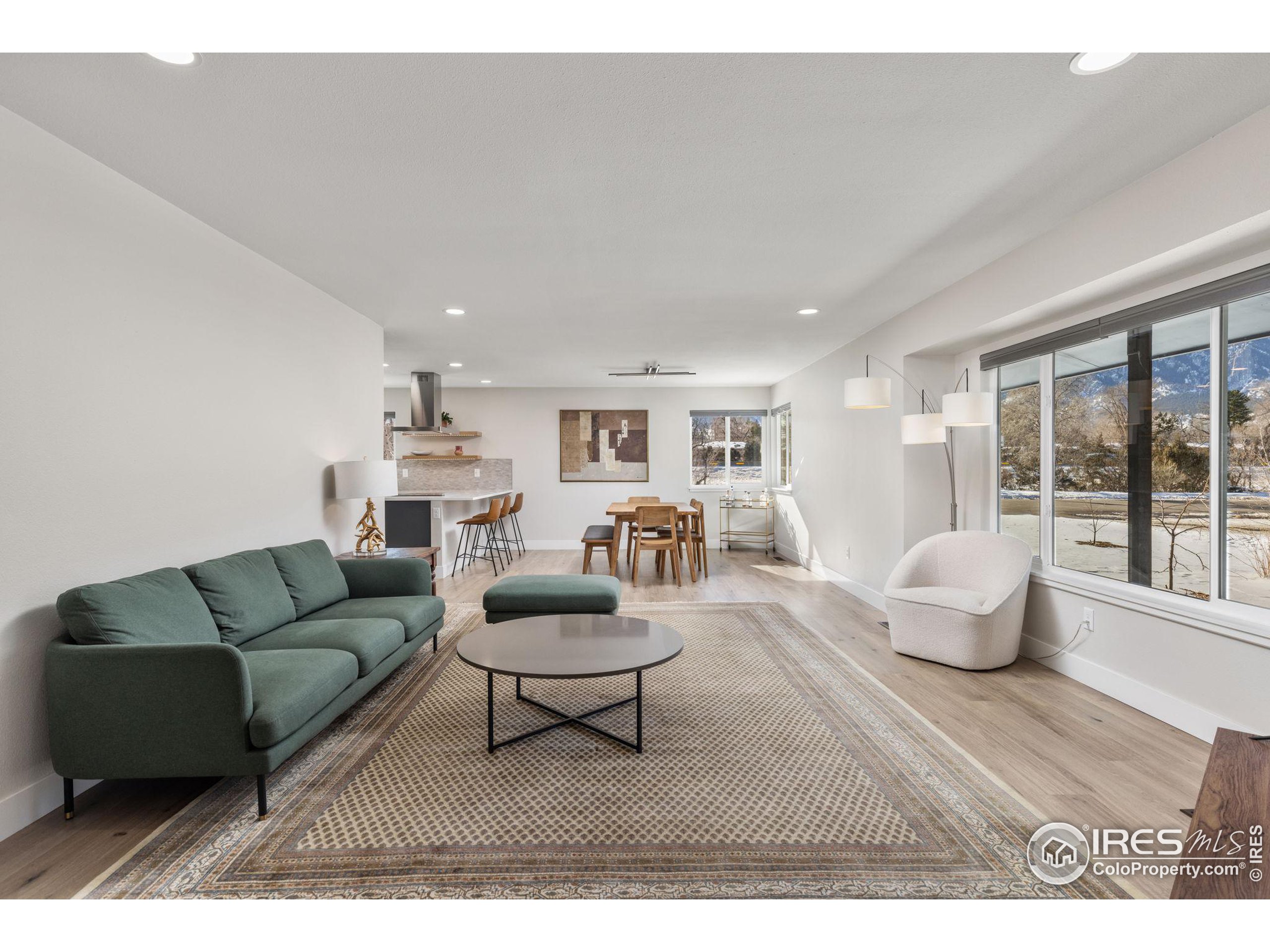 200 Fox Dr