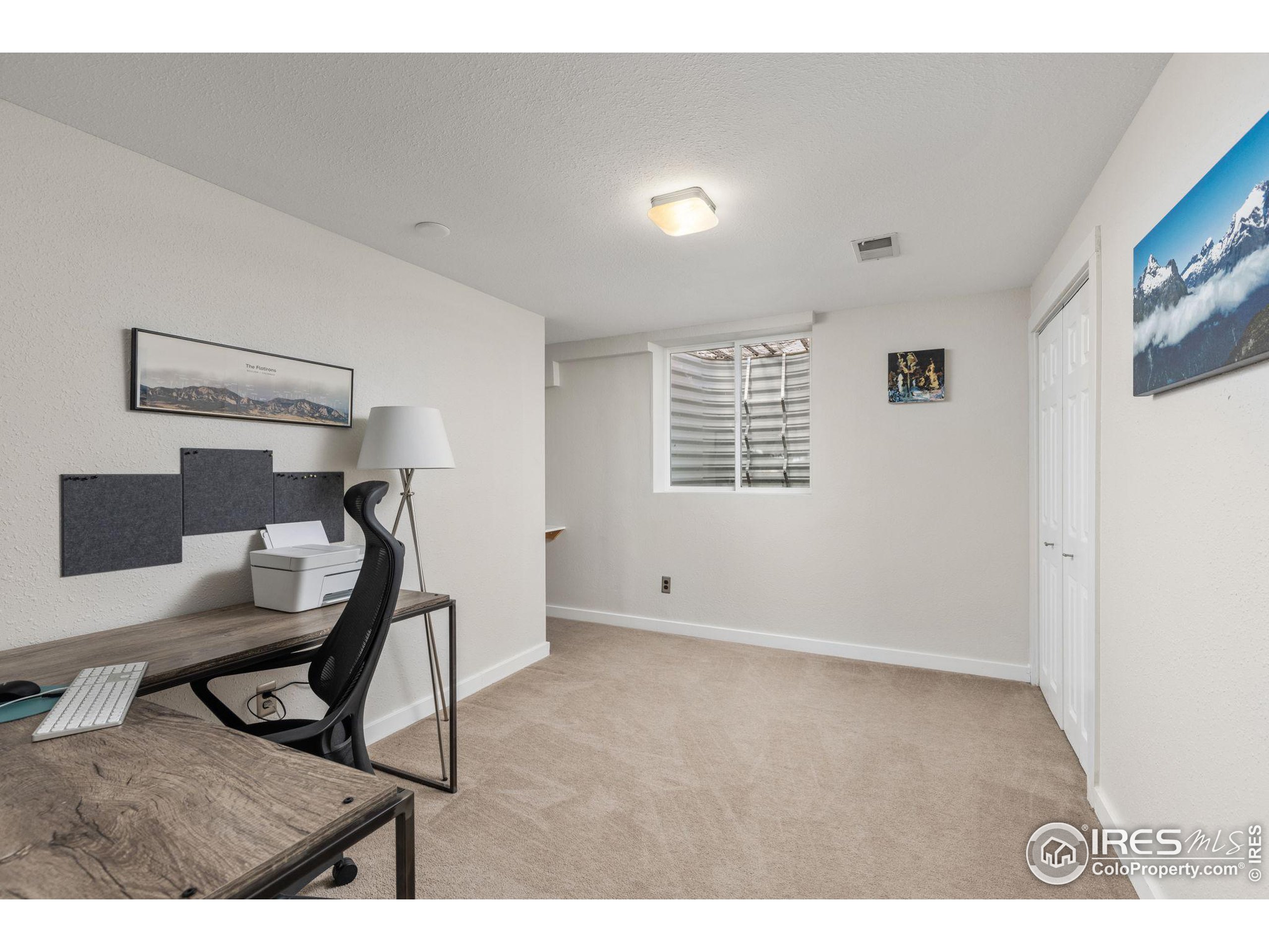 200 Fox Dr