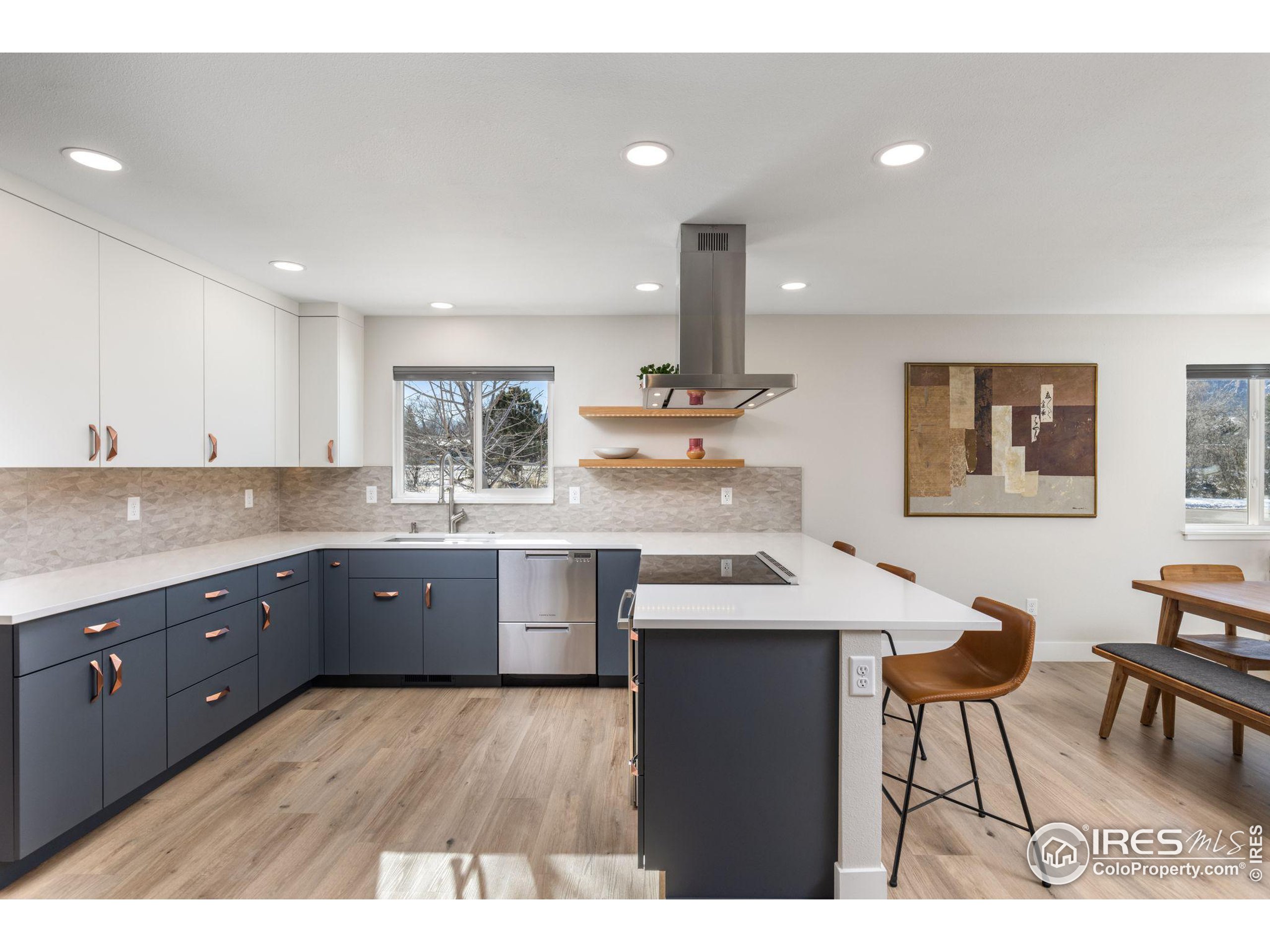 200 Fox Dr
