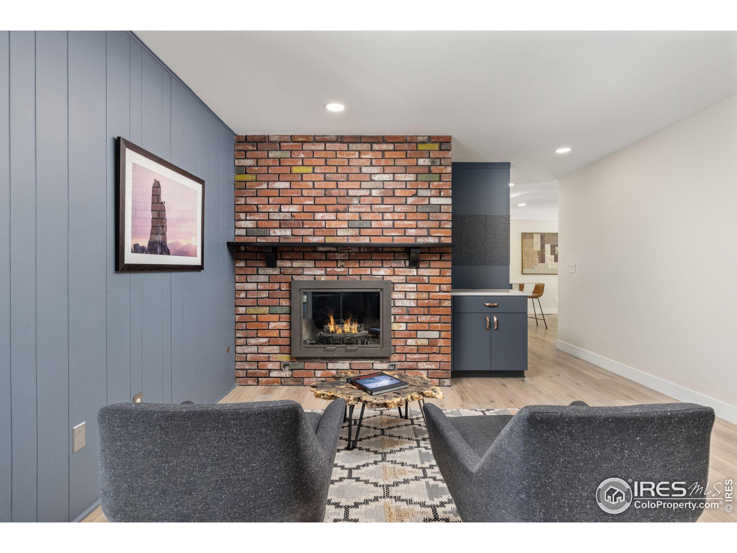 200 Fox Dr