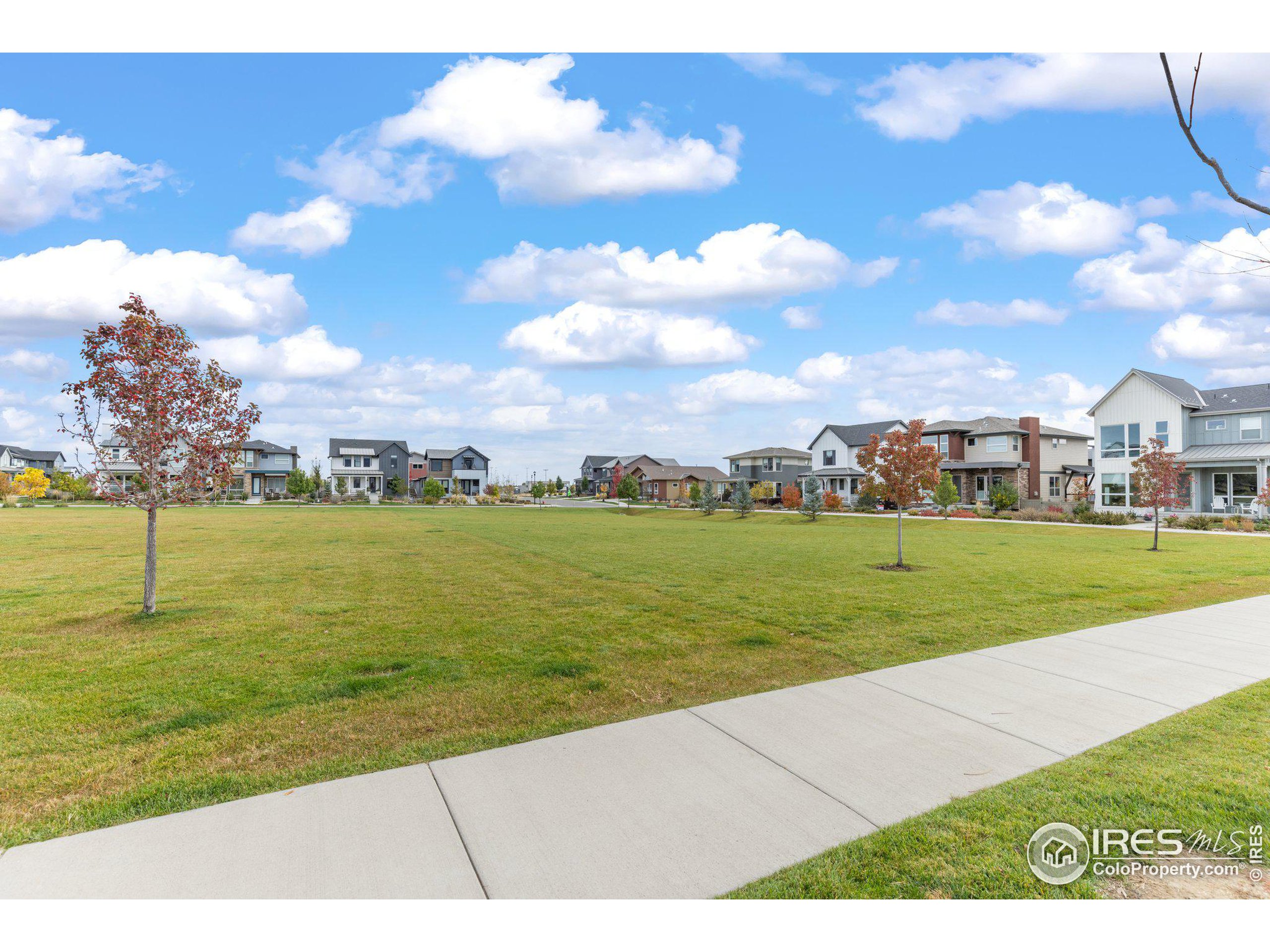 775 W Grange Ct B