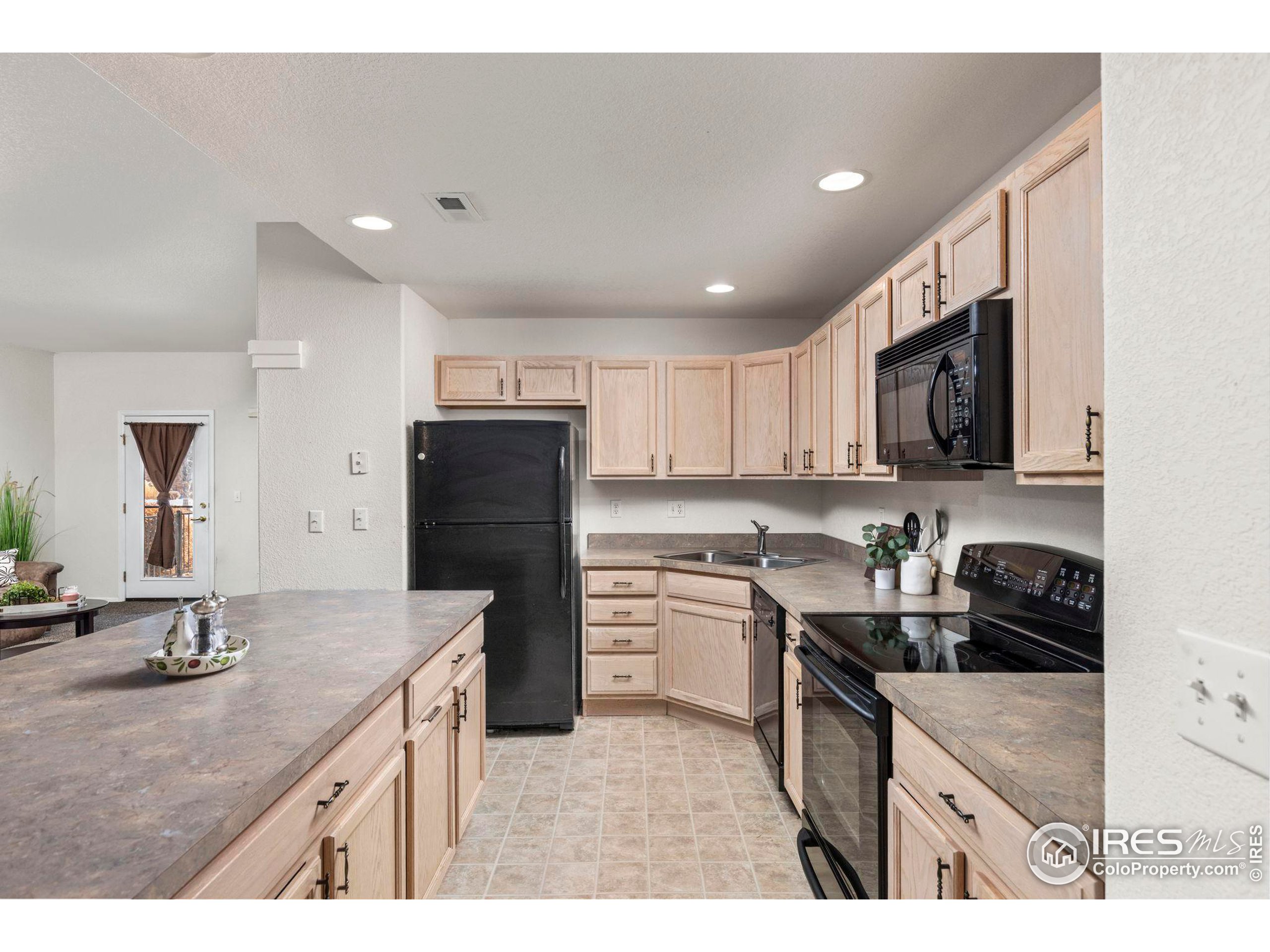 1011 Sonoma Cir D