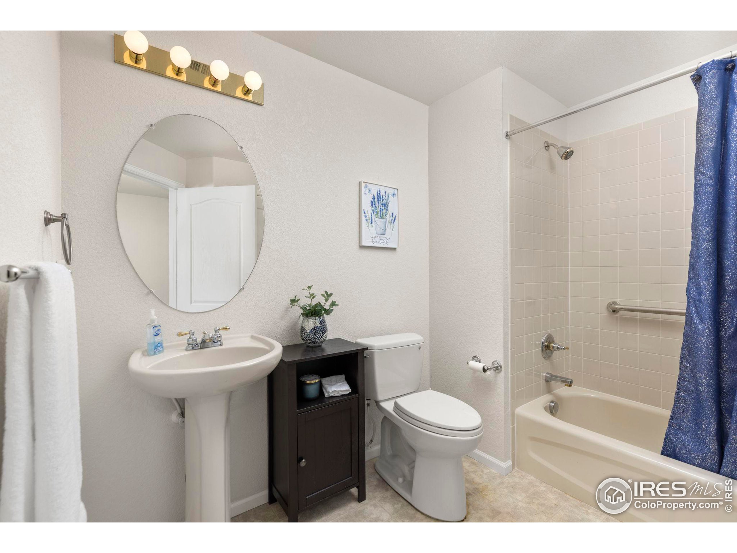 1011 Sonoma Cir D