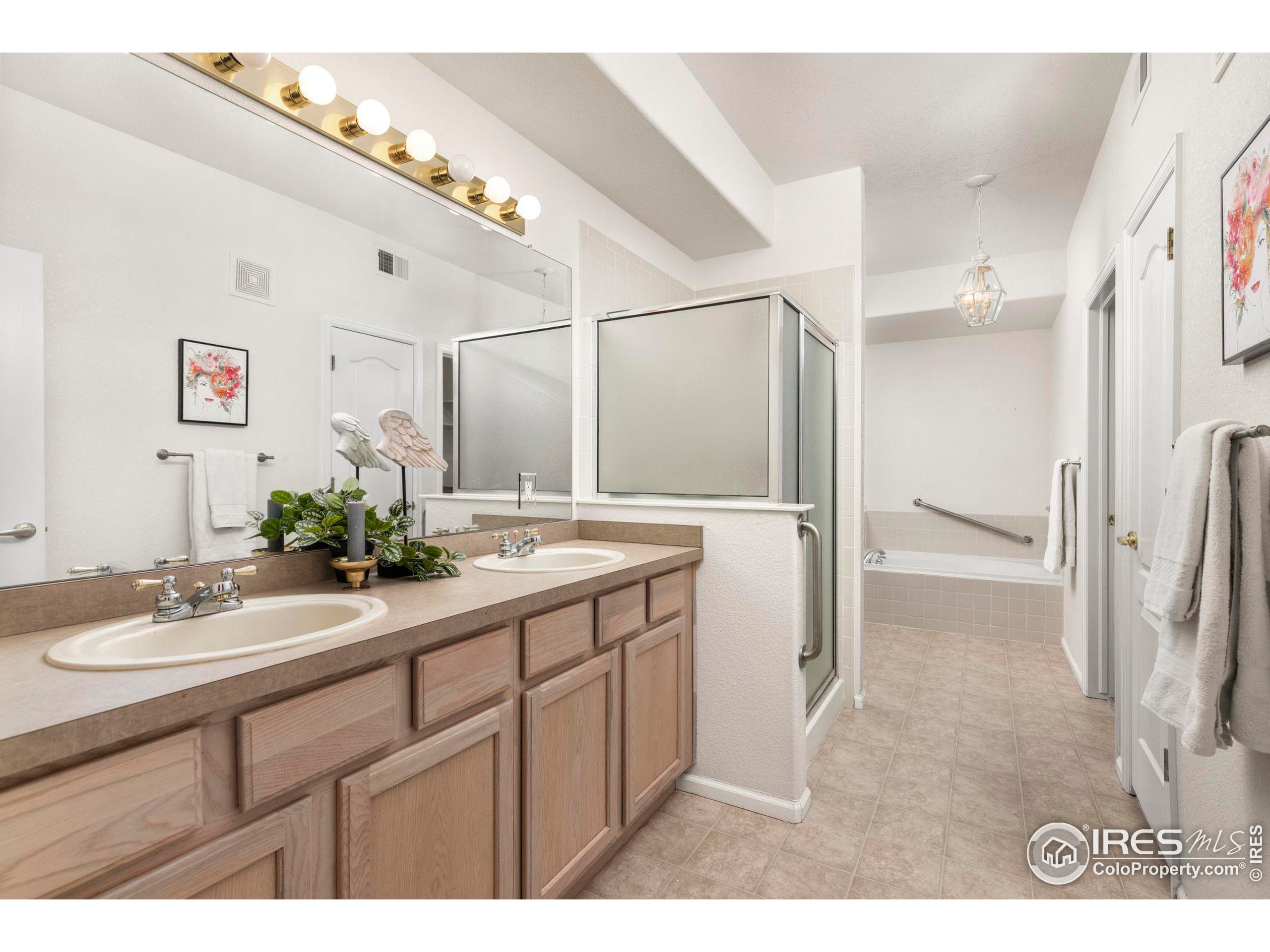 1011 Sonoma Cir D