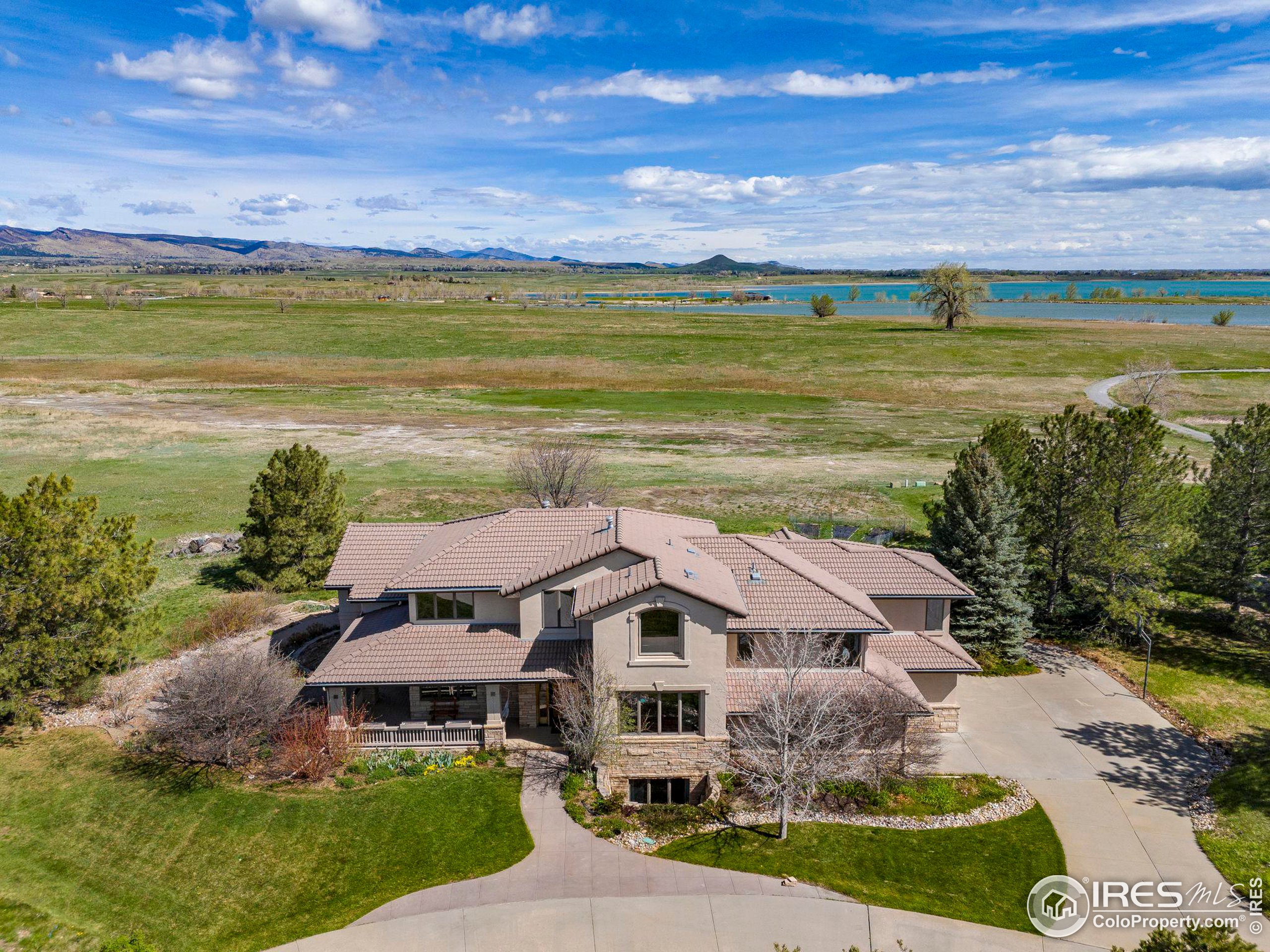 5277 Westridge Dr