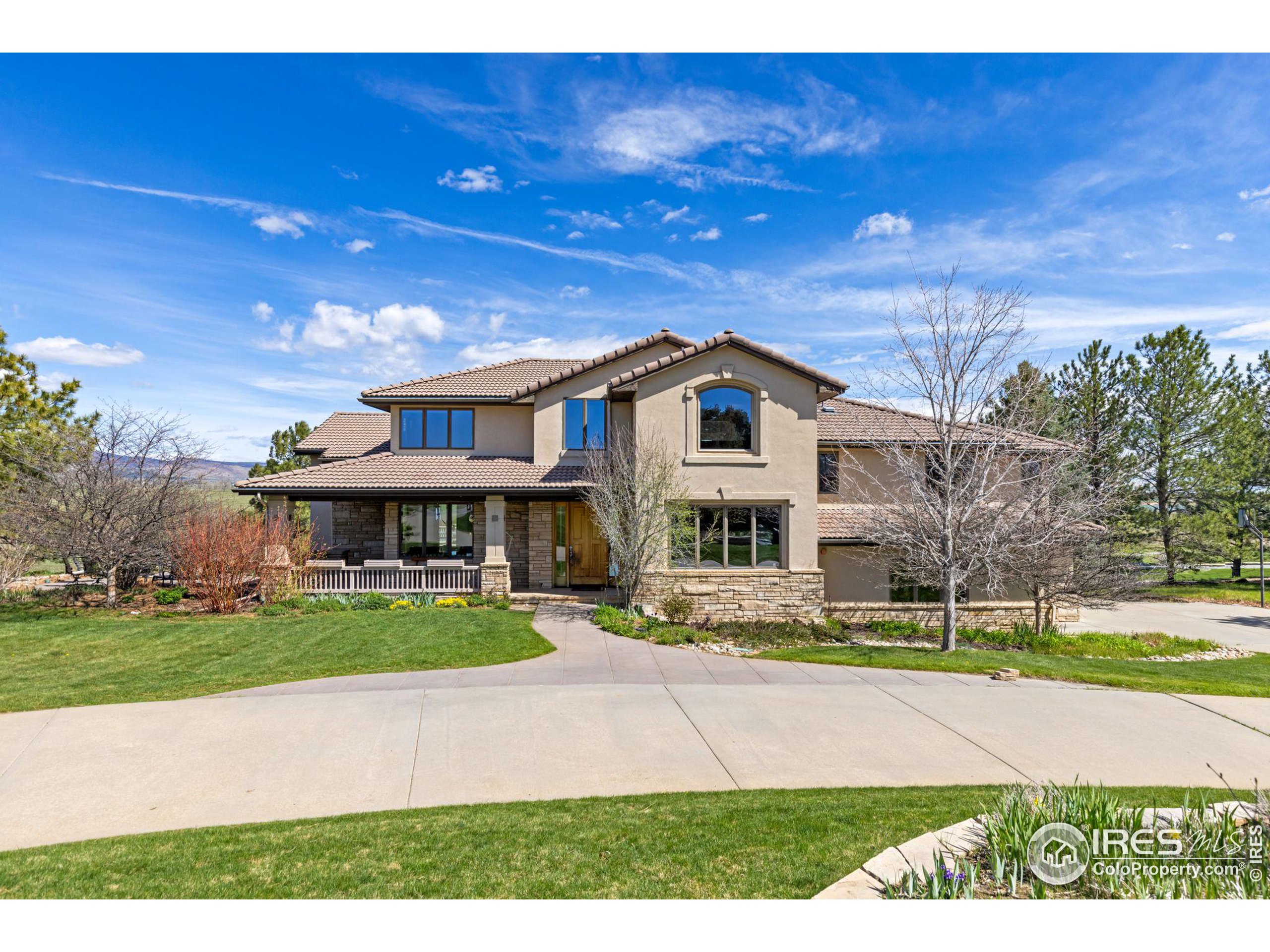 5277 Westridge Dr