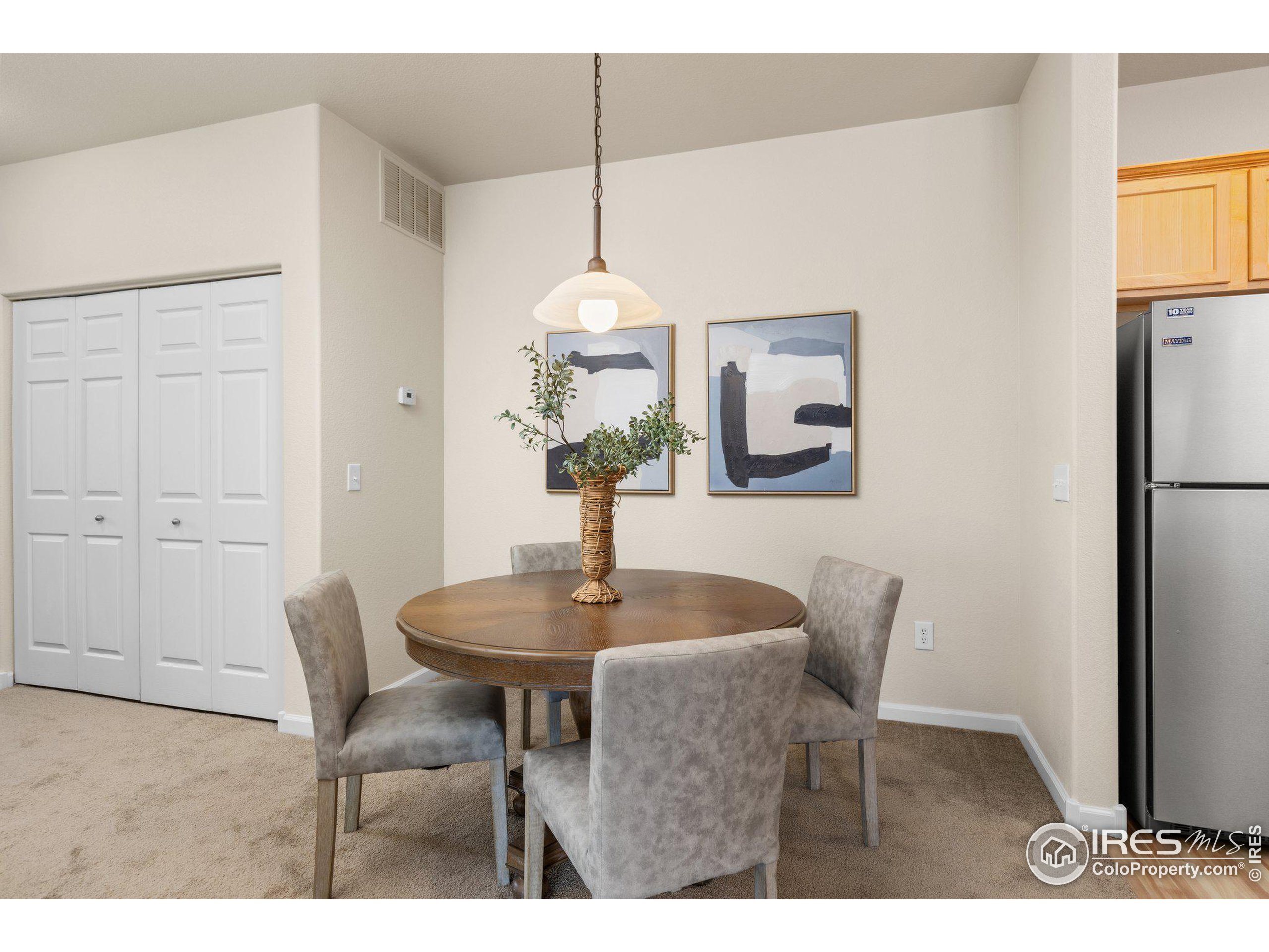 2421 Owens Ave 201