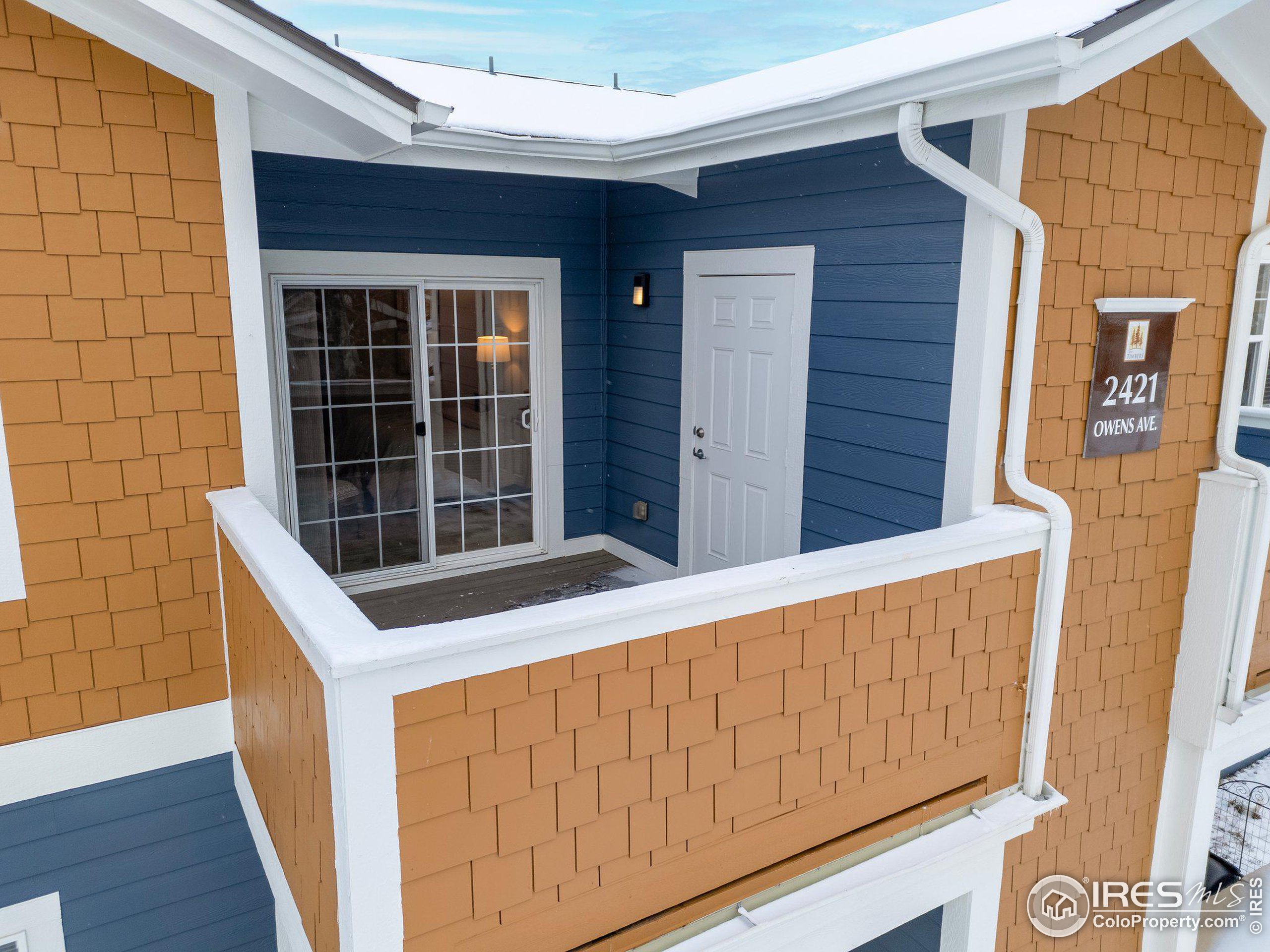 2421 Owens Ave 201