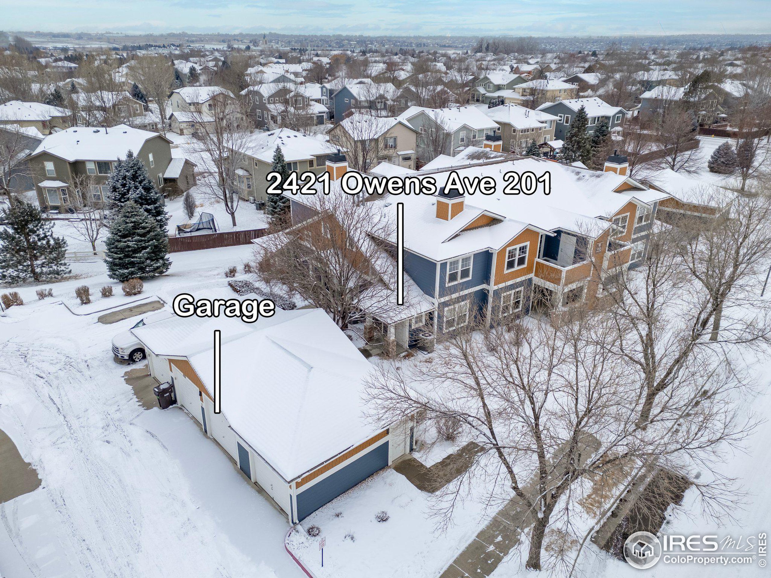 2421 Owens Ave 201
