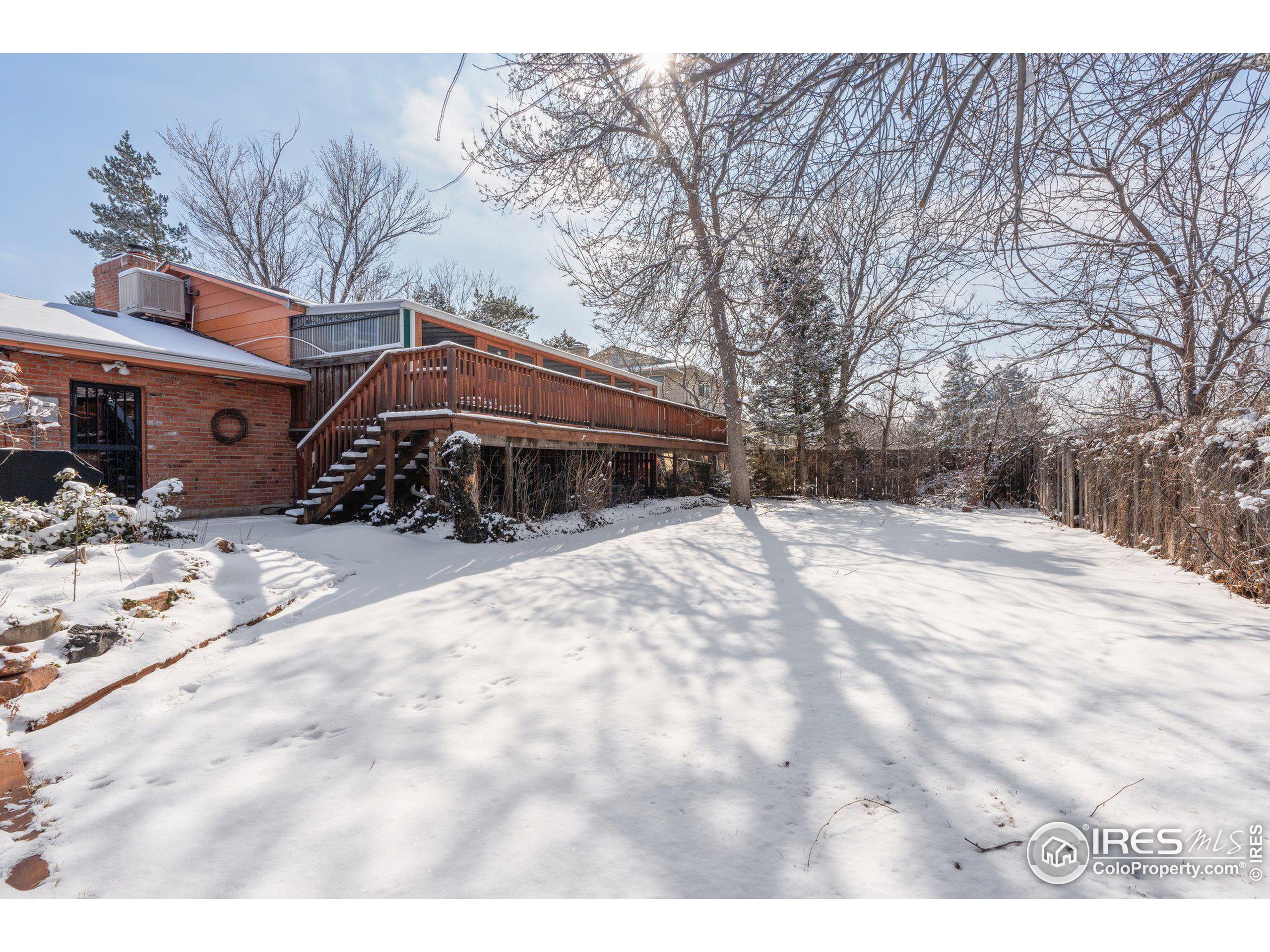 255 Iroquois Dr