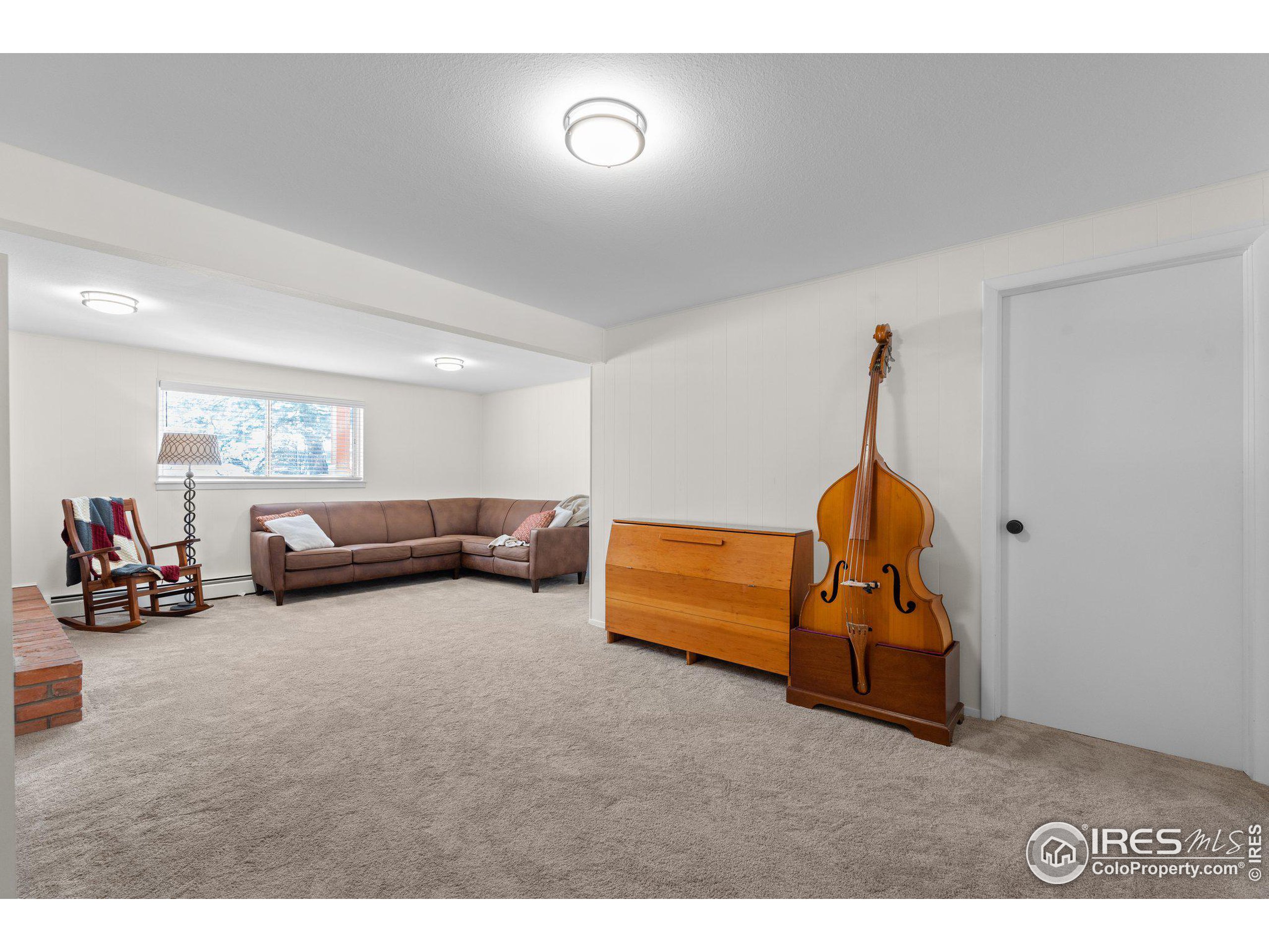 255 Iroquois Dr