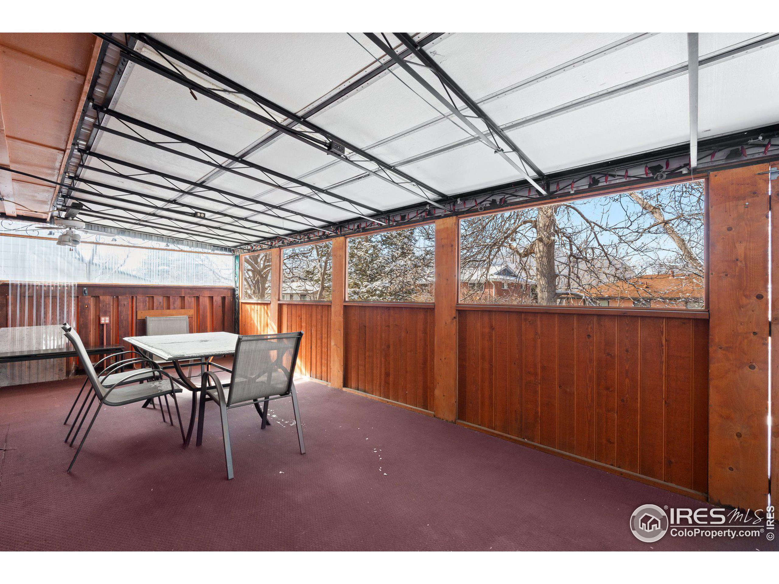255 Iroquois Dr
