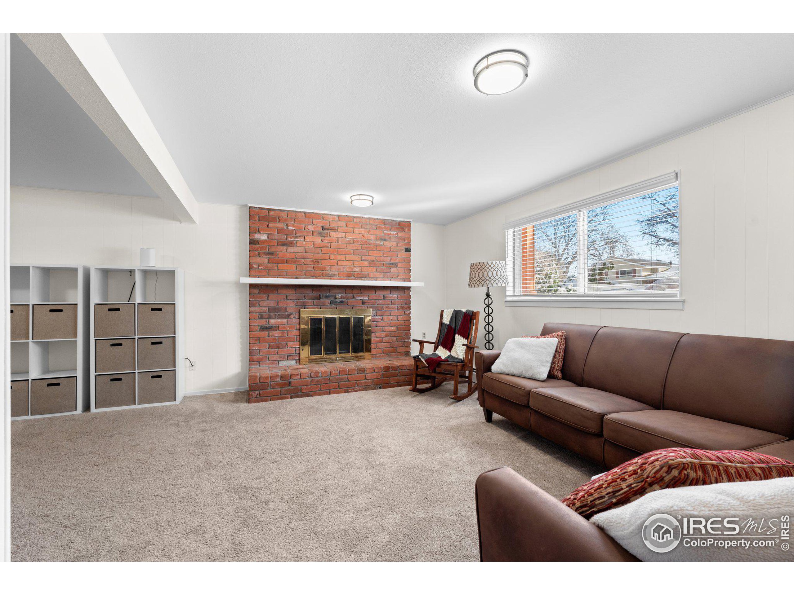 255 Iroquois Dr
