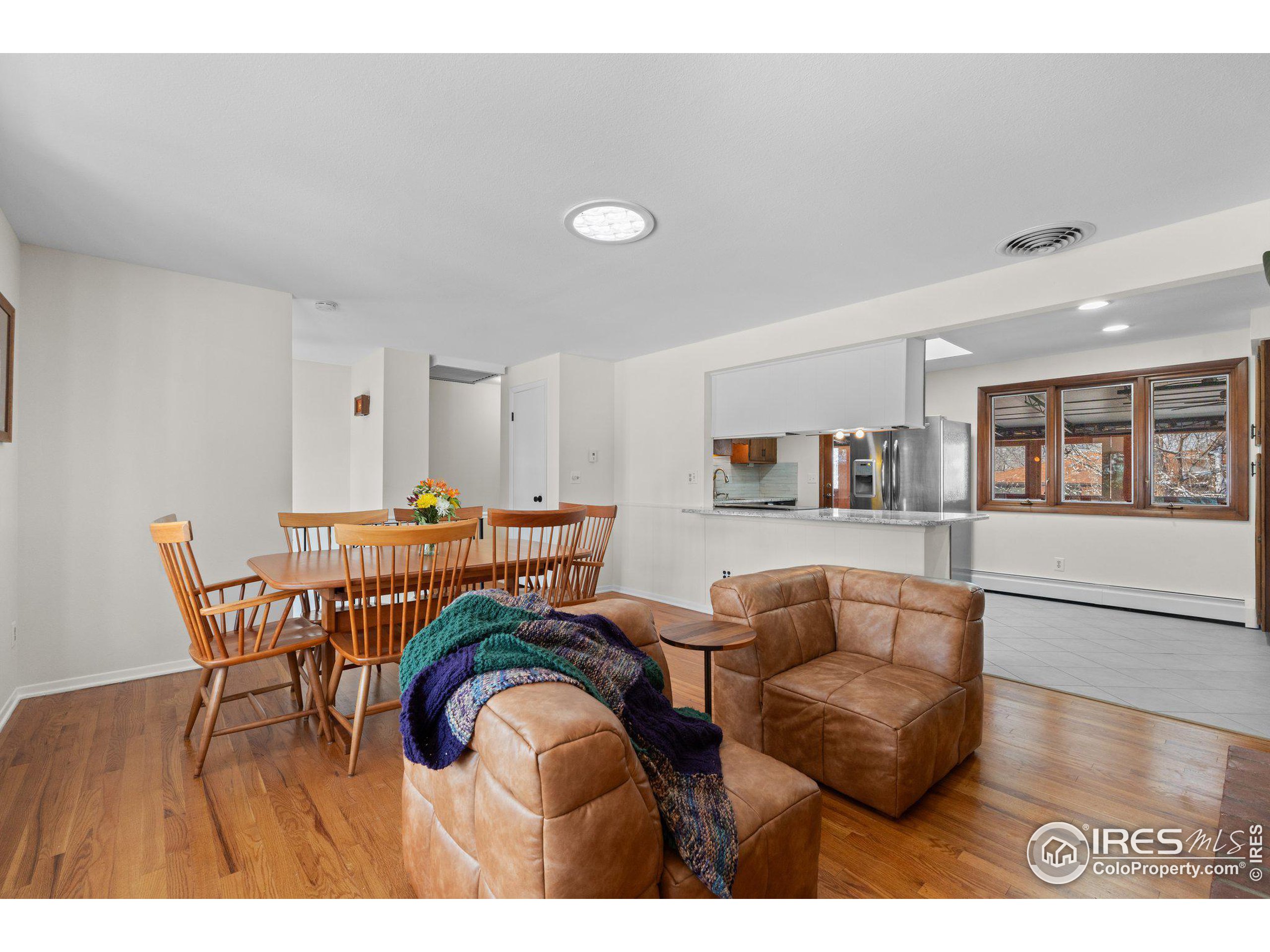 255 Iroquois Dr
