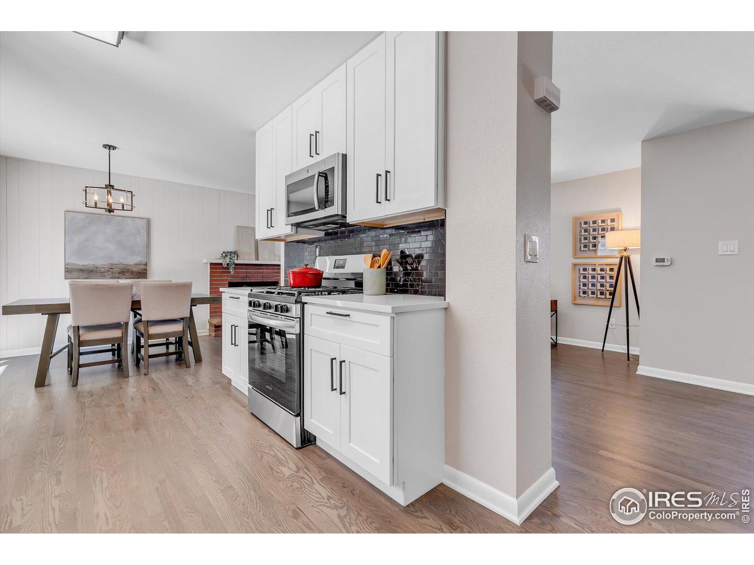 845 Hartford Dr