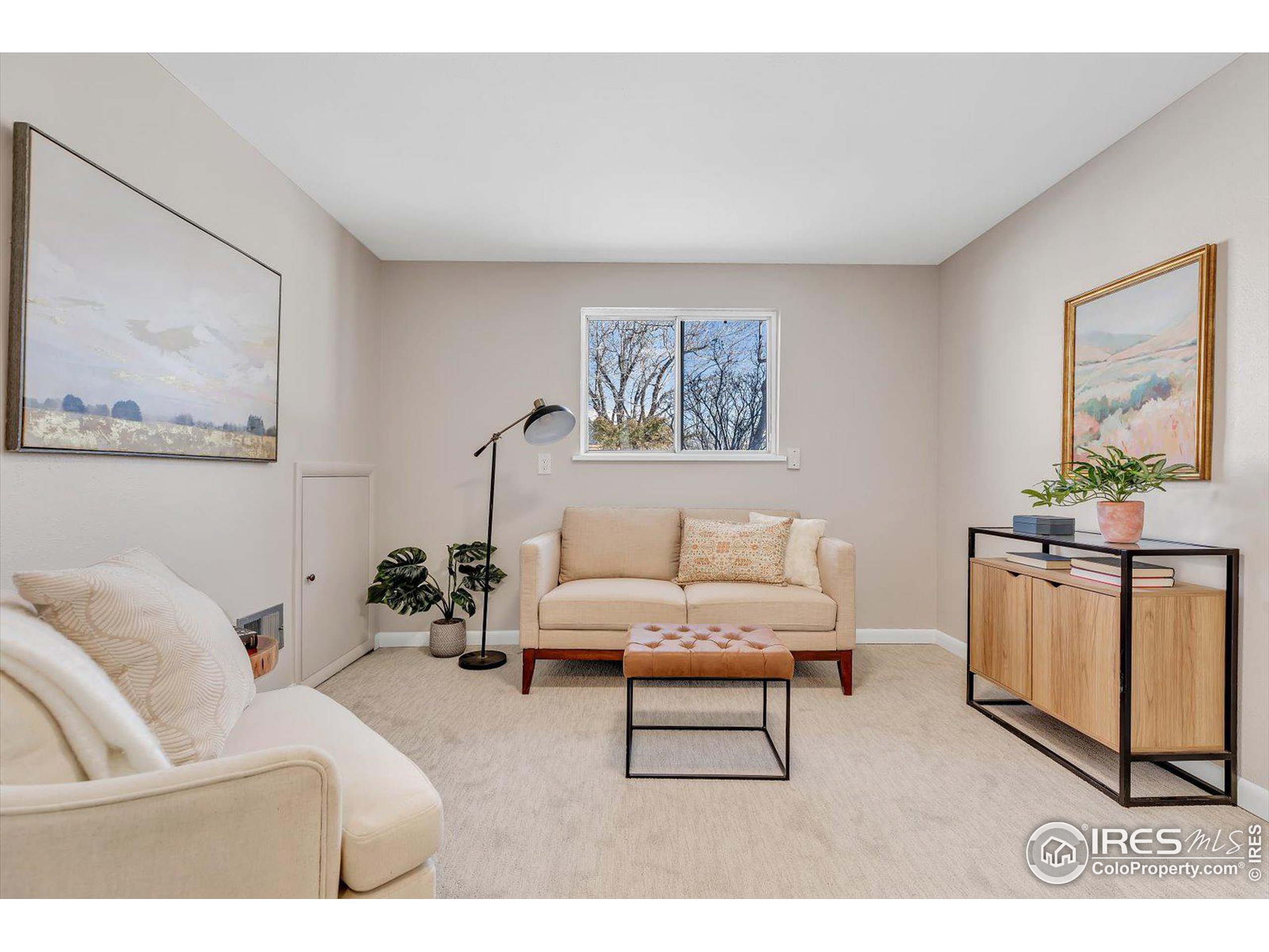 845 Hartford Dr