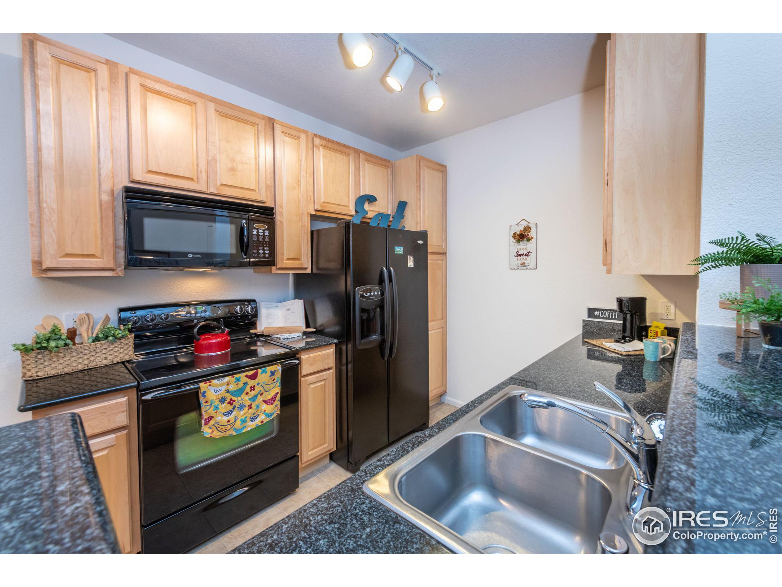3100 Blue Sky Cir 14-205