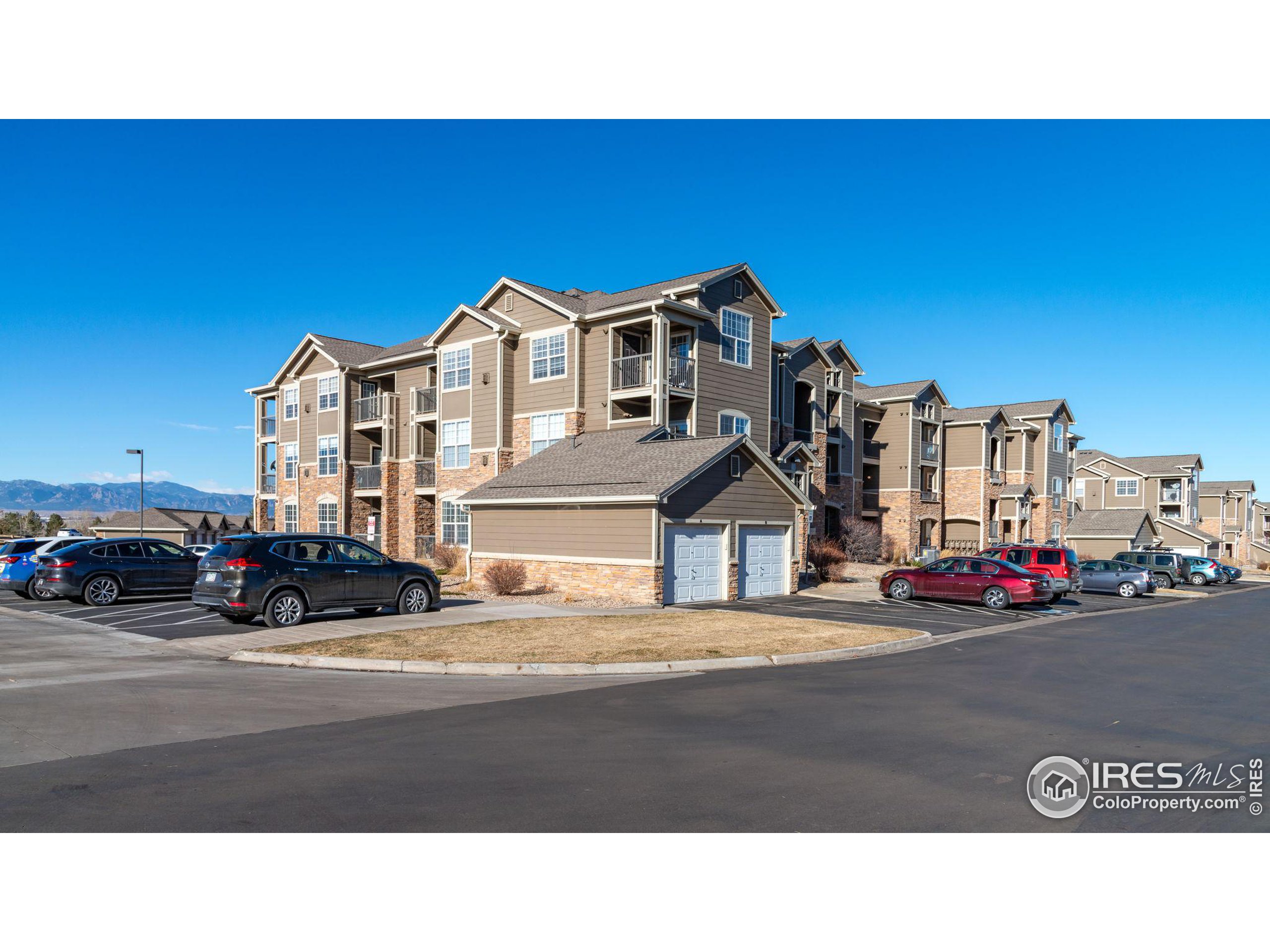 3100 Blue Sky Cir 14-205