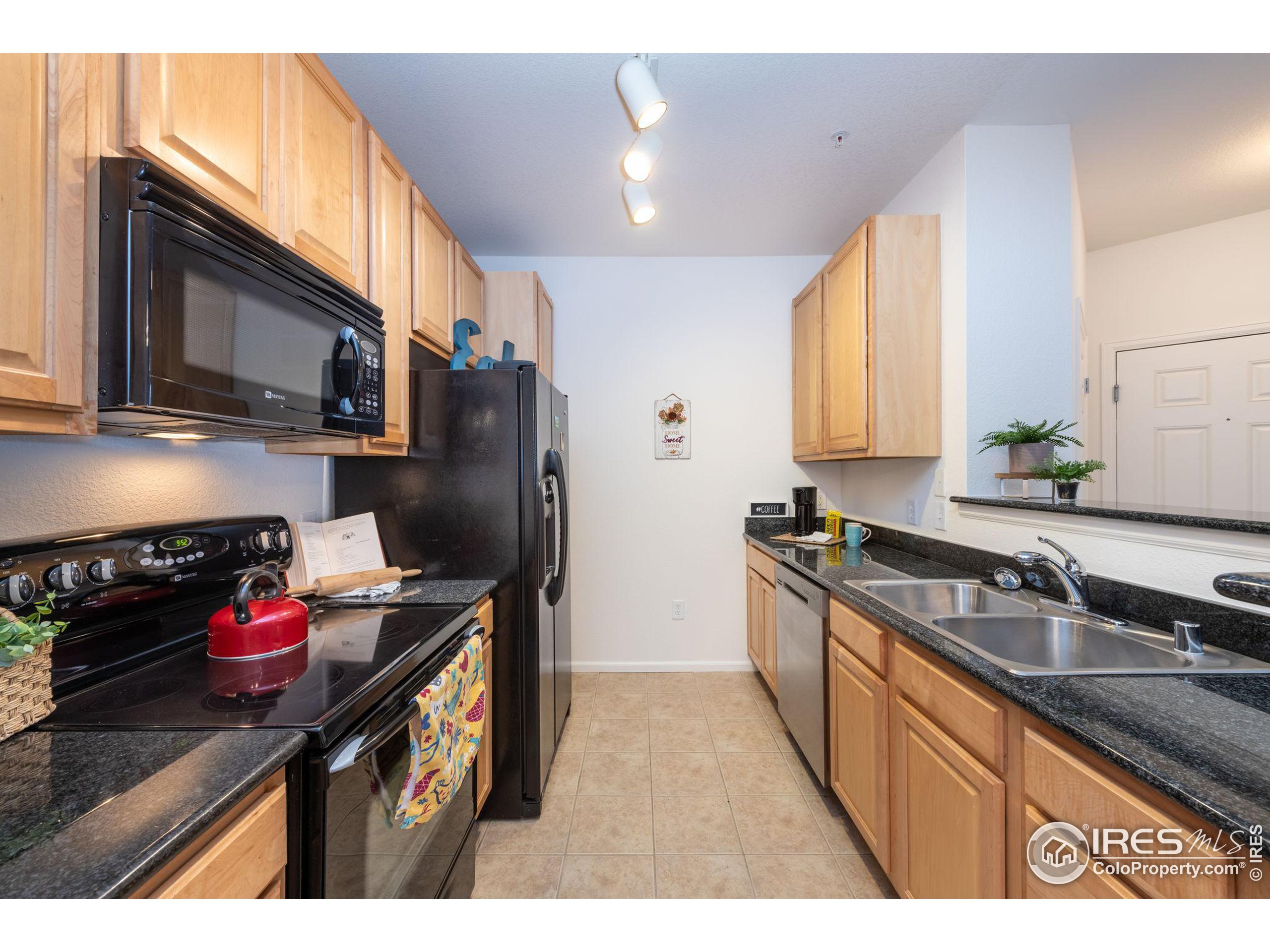 3100 Blue Sky Cir 14-205