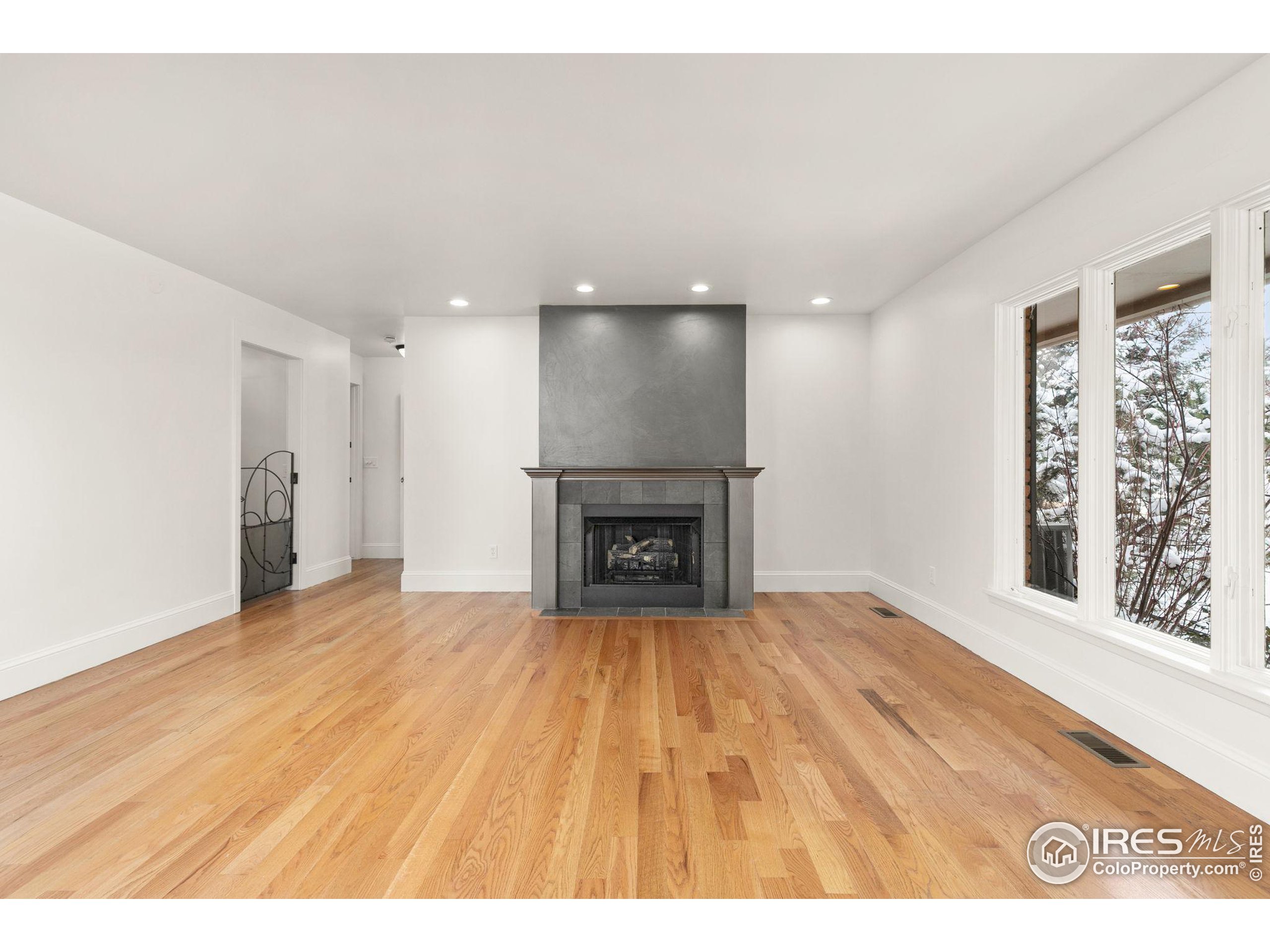 390 Inca Pkwy