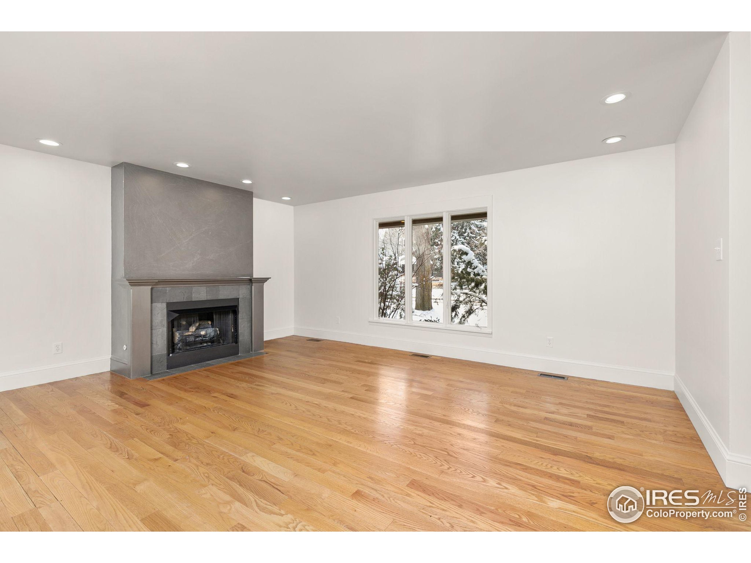 390 Inca Pkwy