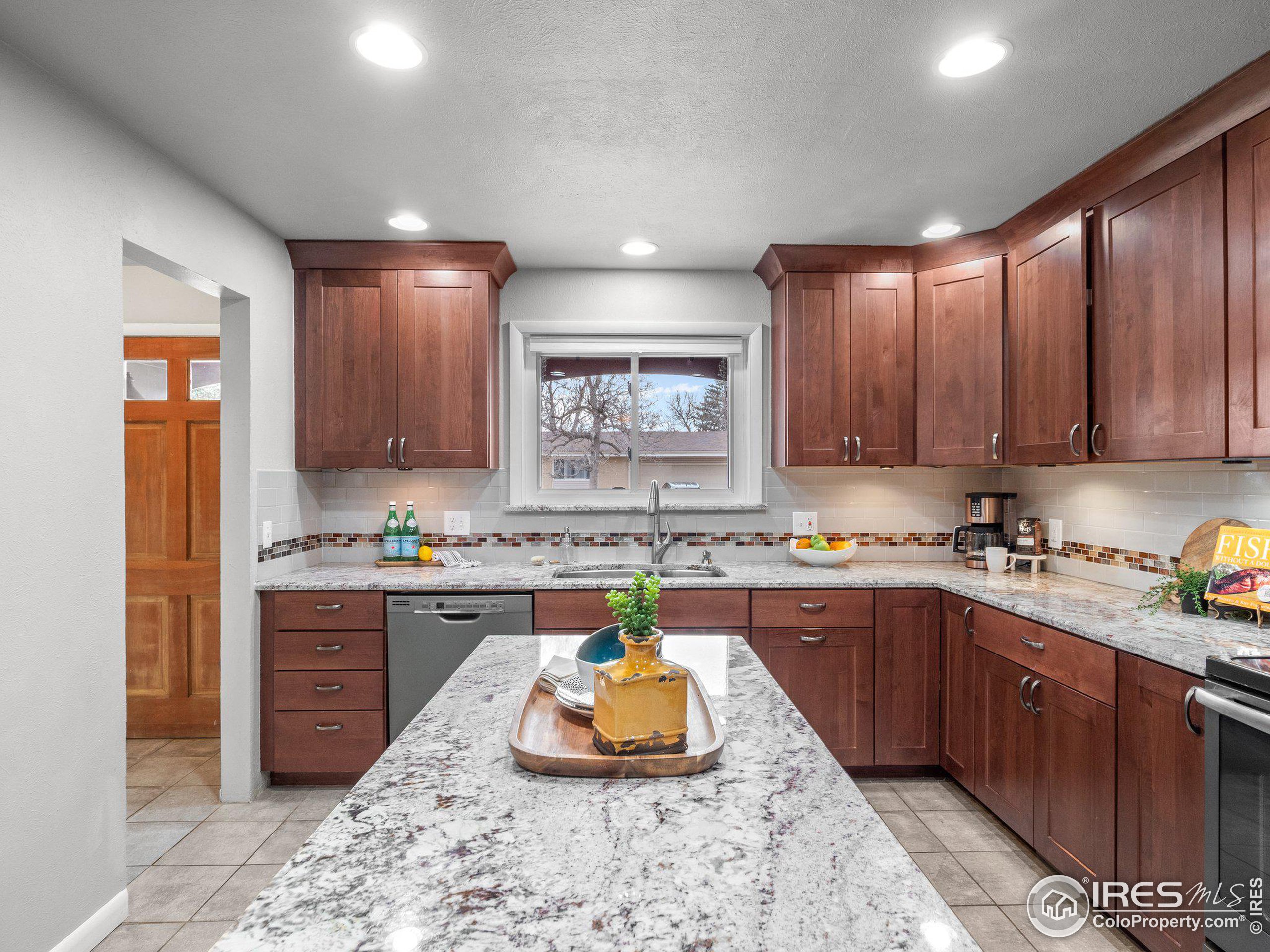 5854 Urban Ct