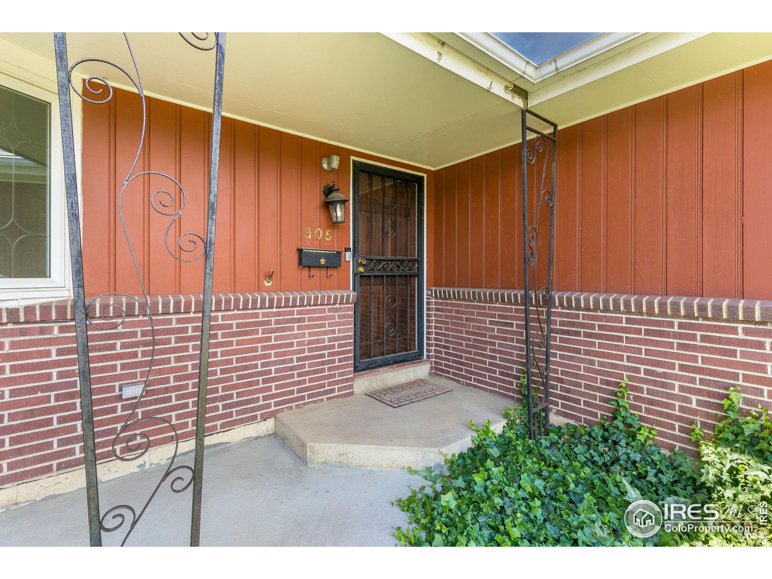 305 S 36th St