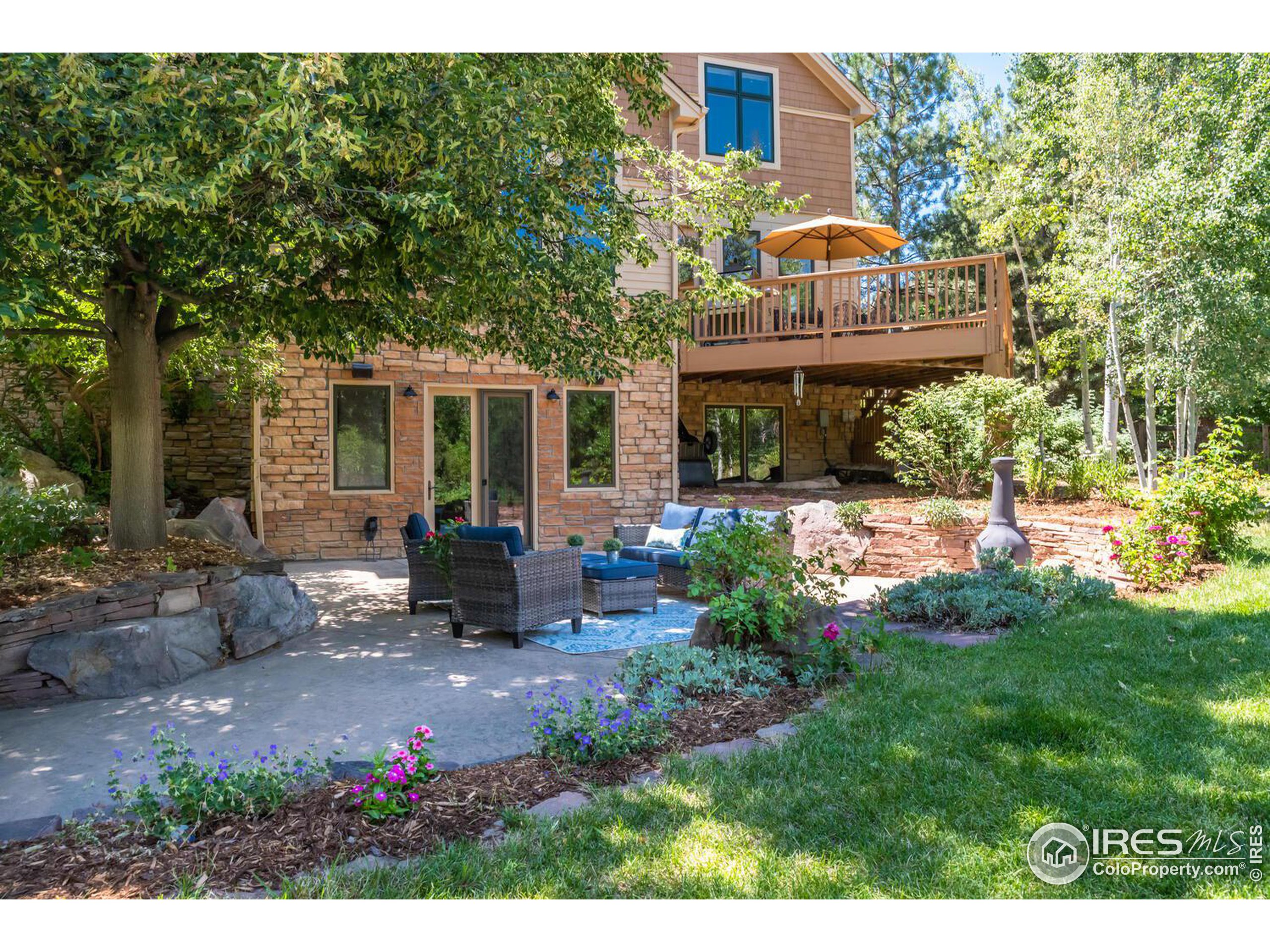 1560 Northfield Ln