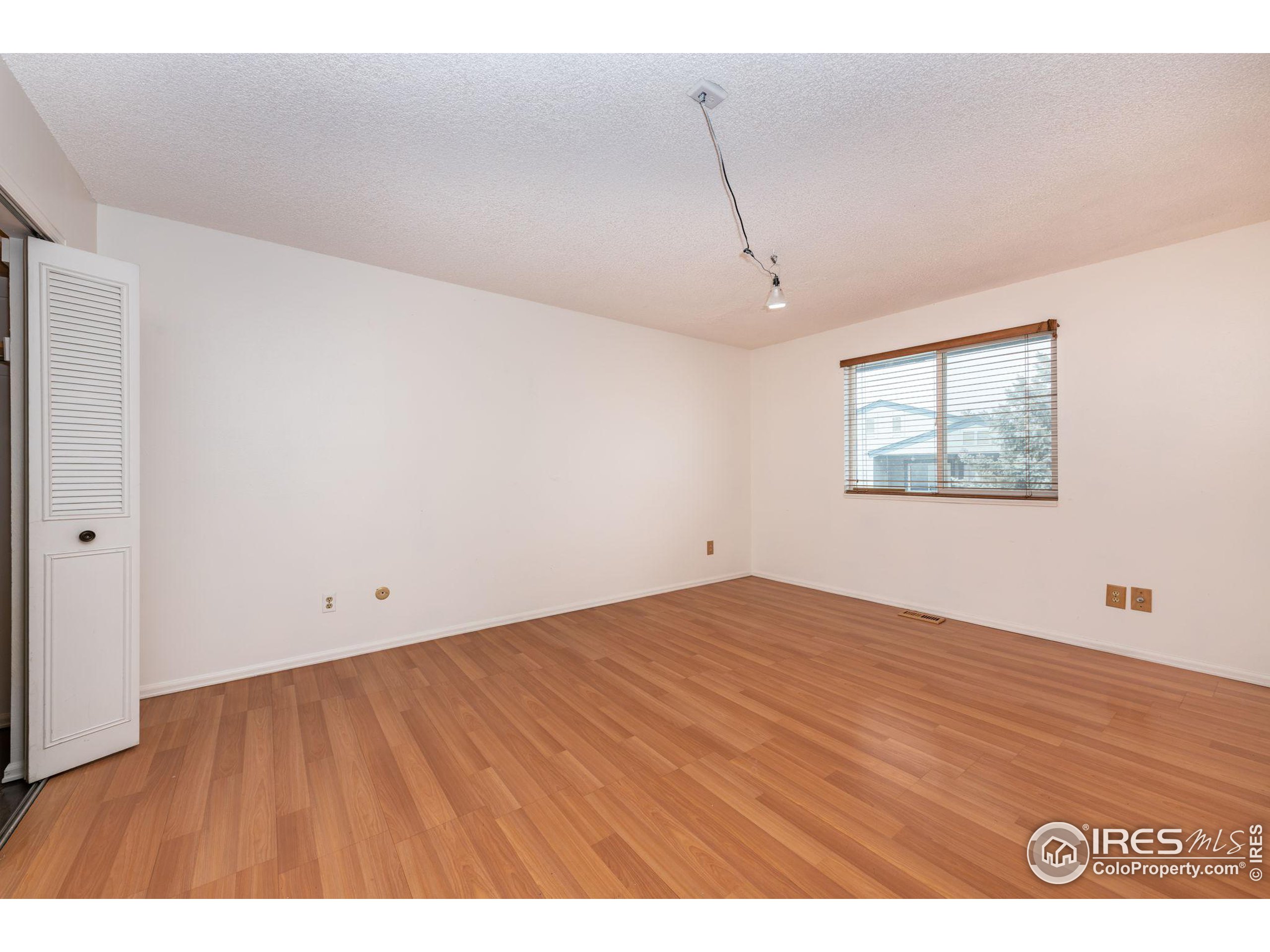 1129 Monroe Dr D