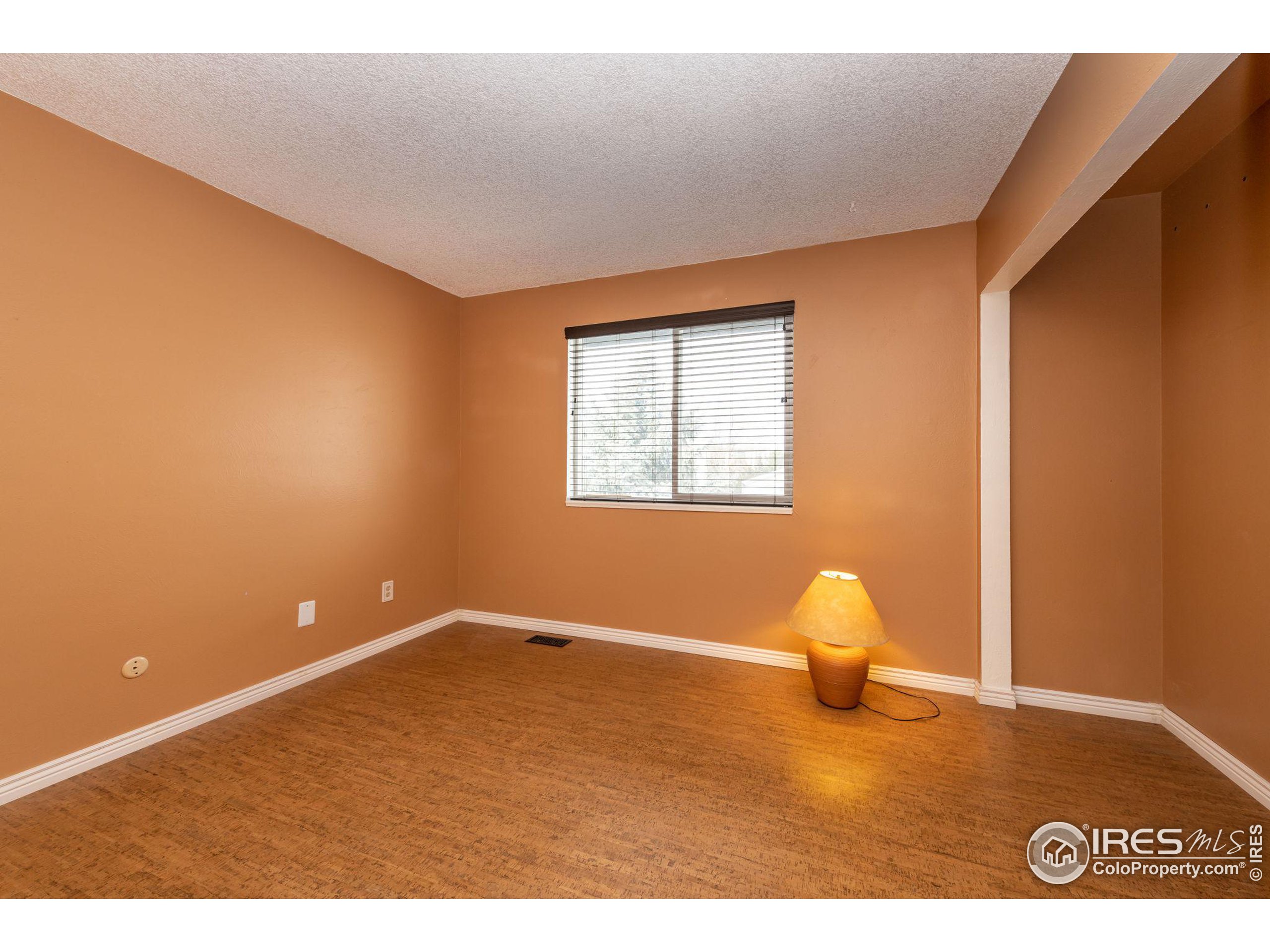 1129 Monroe Dr D