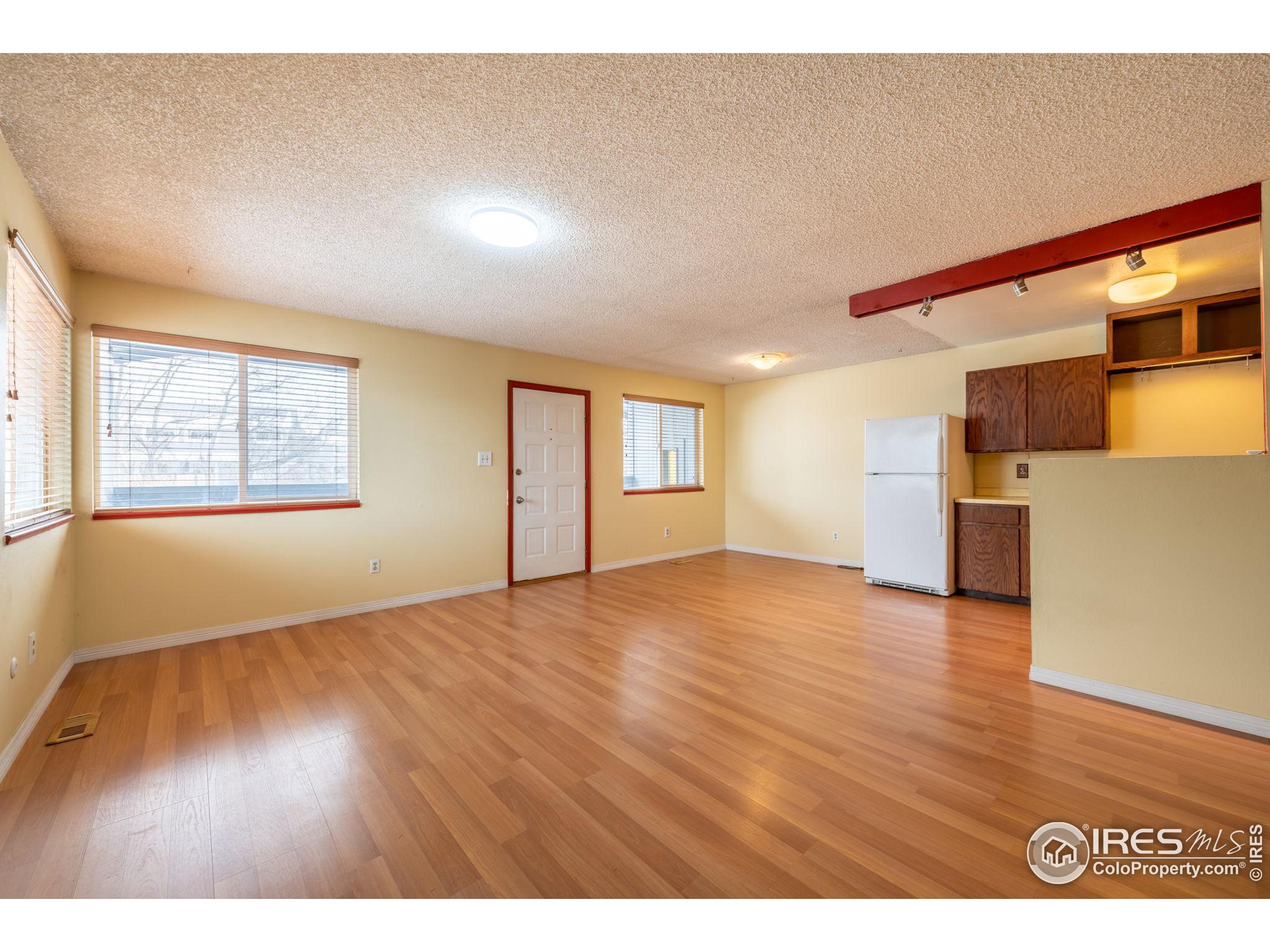 1129 Monroe Dr D