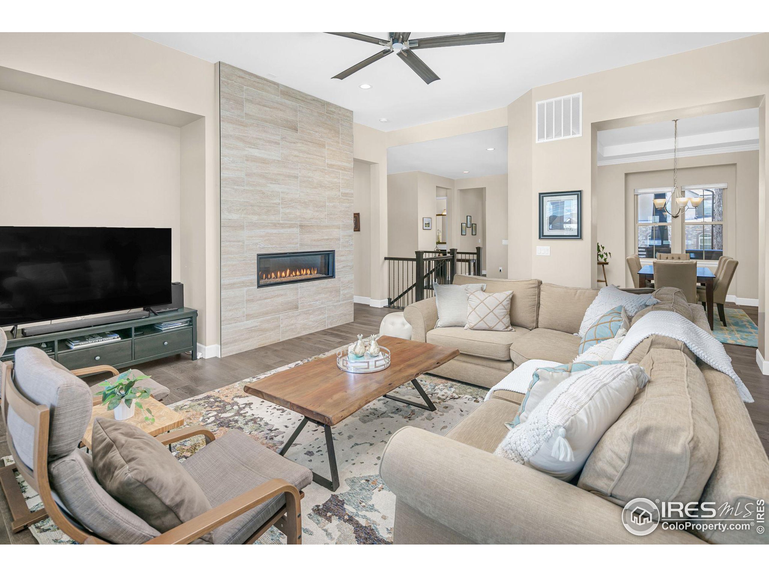 2309 Picadilly Cir