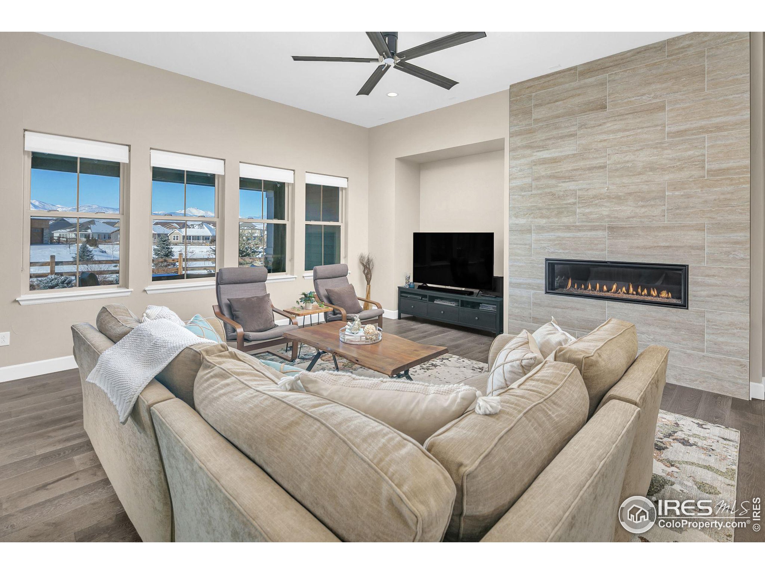 2309 Picadilly Cir