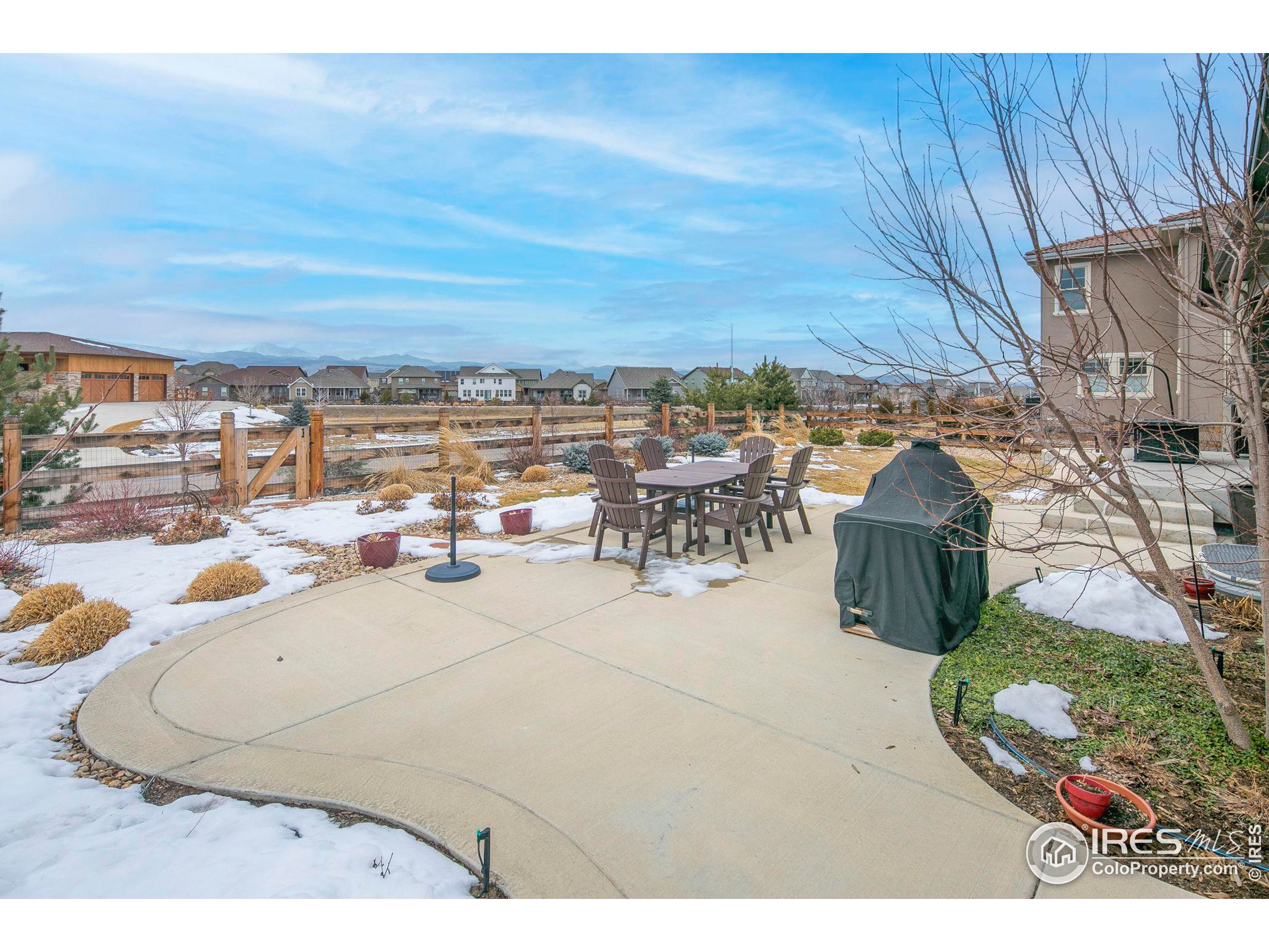 2309 Picadilly Cir