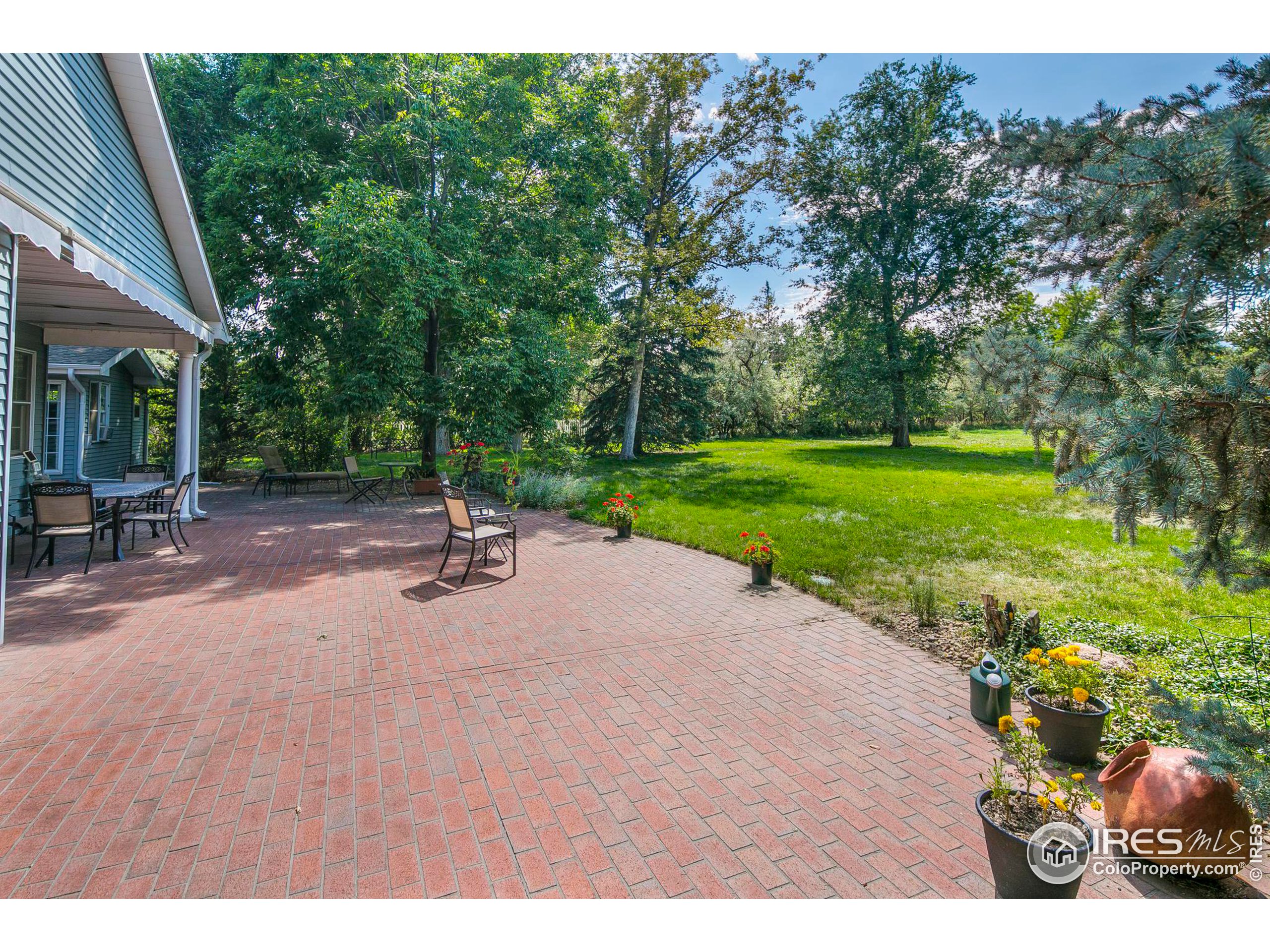 805 Brooklawn Dr