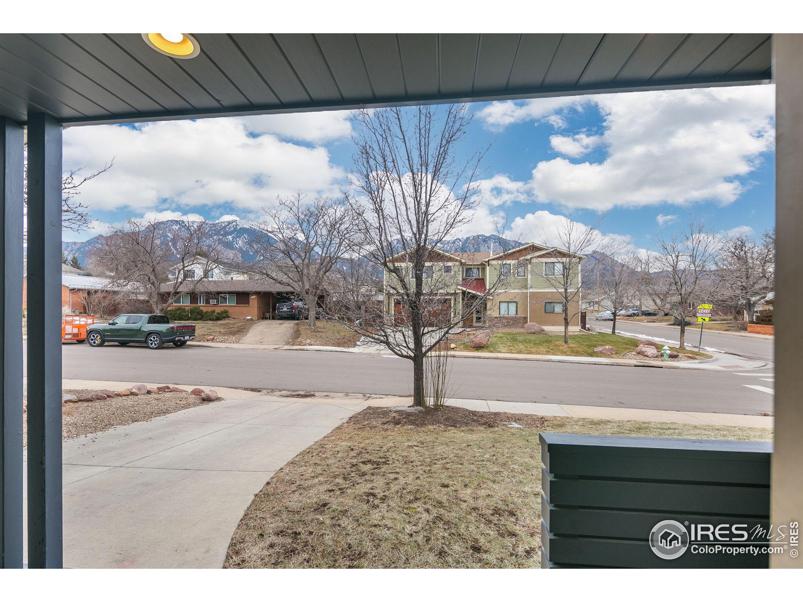 1110 Edinboro Dr
