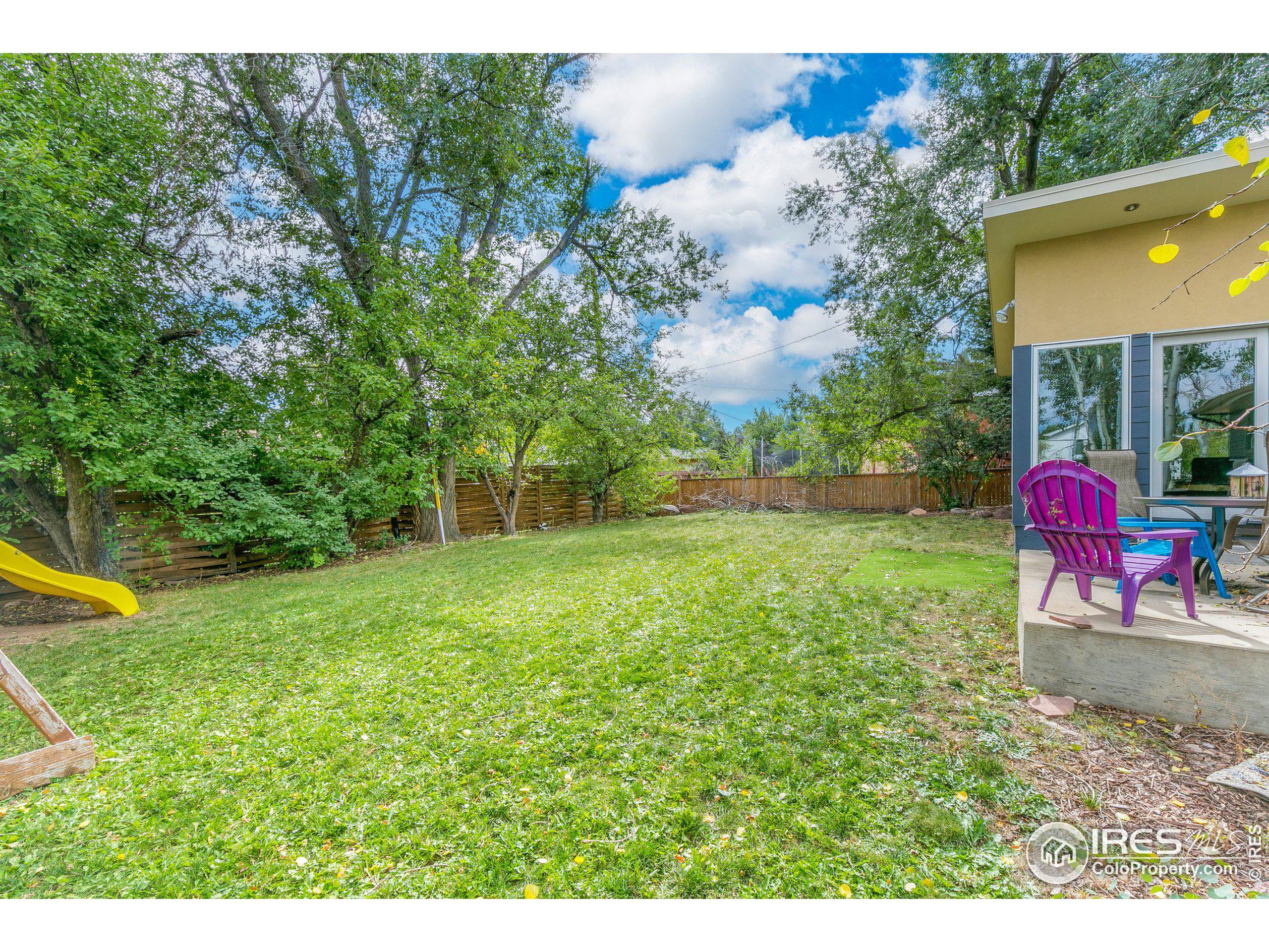 1110 Edinboro Dr