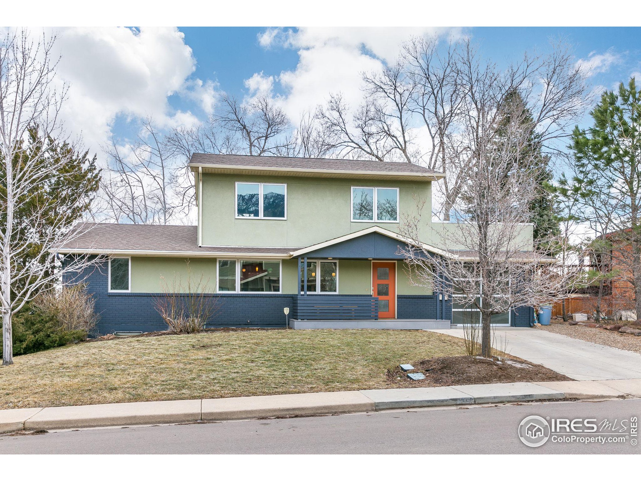 1110 Edinboro Dr