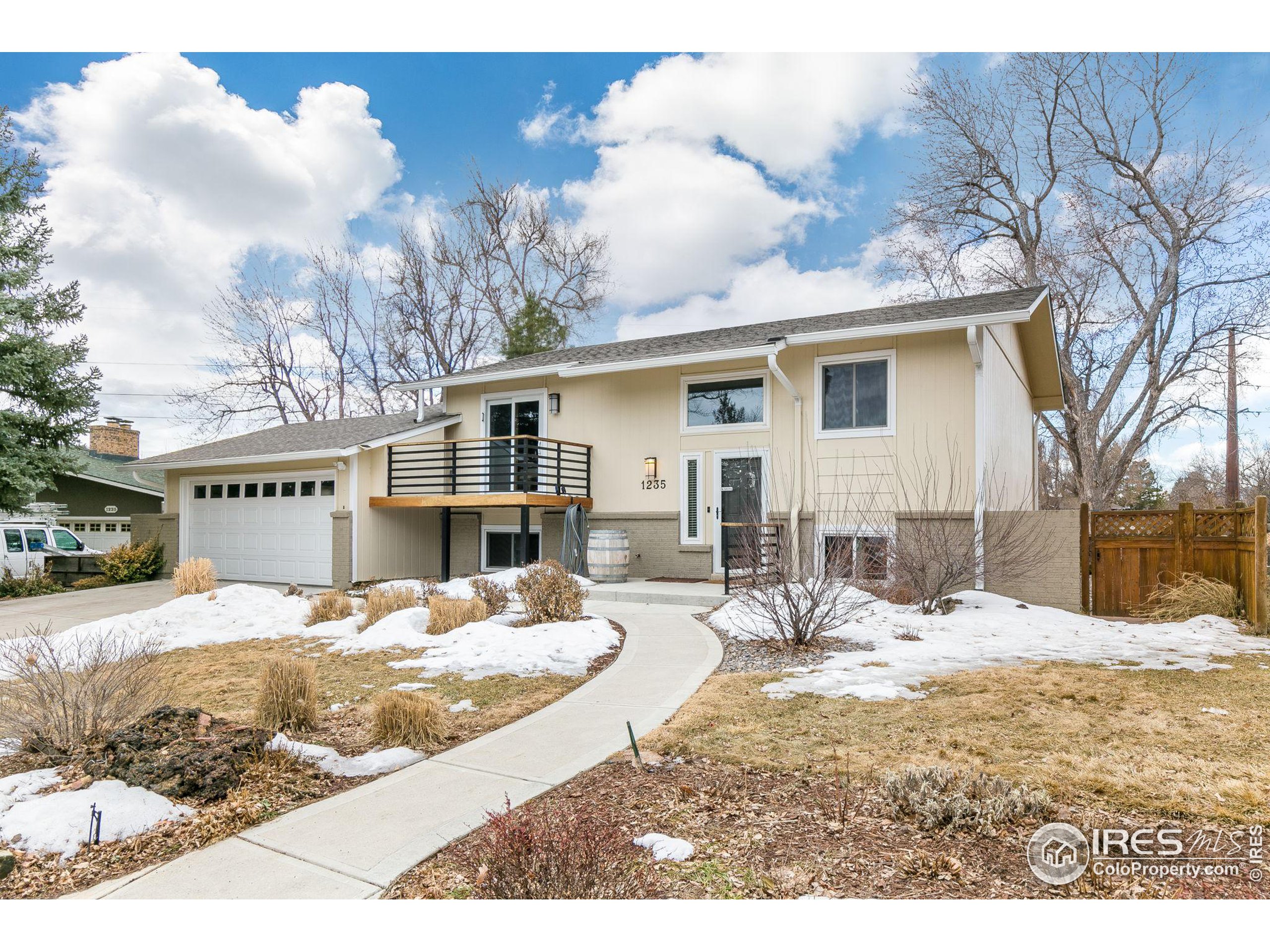 1235 Delphi Dr