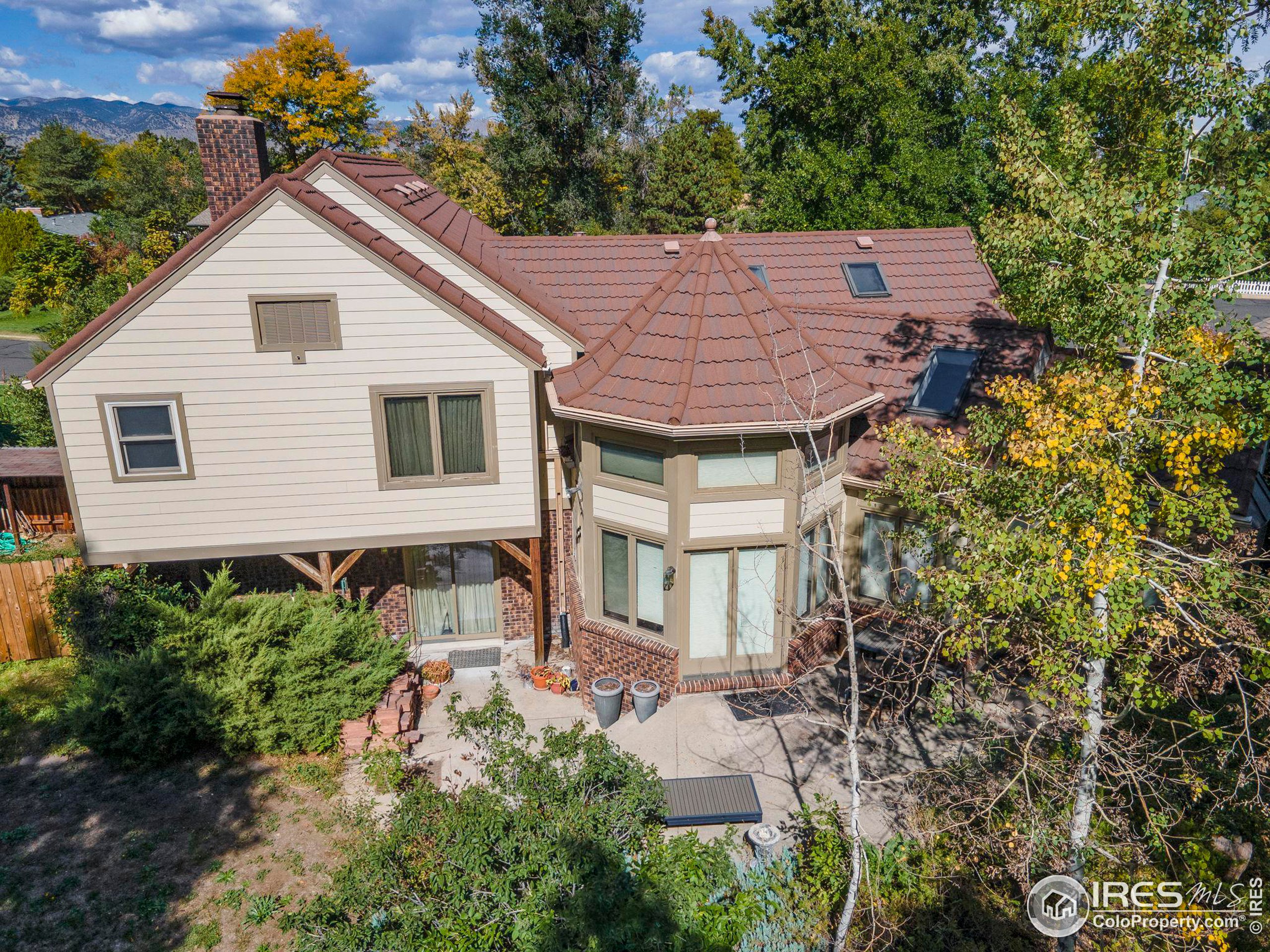 5322 Cypress Dr