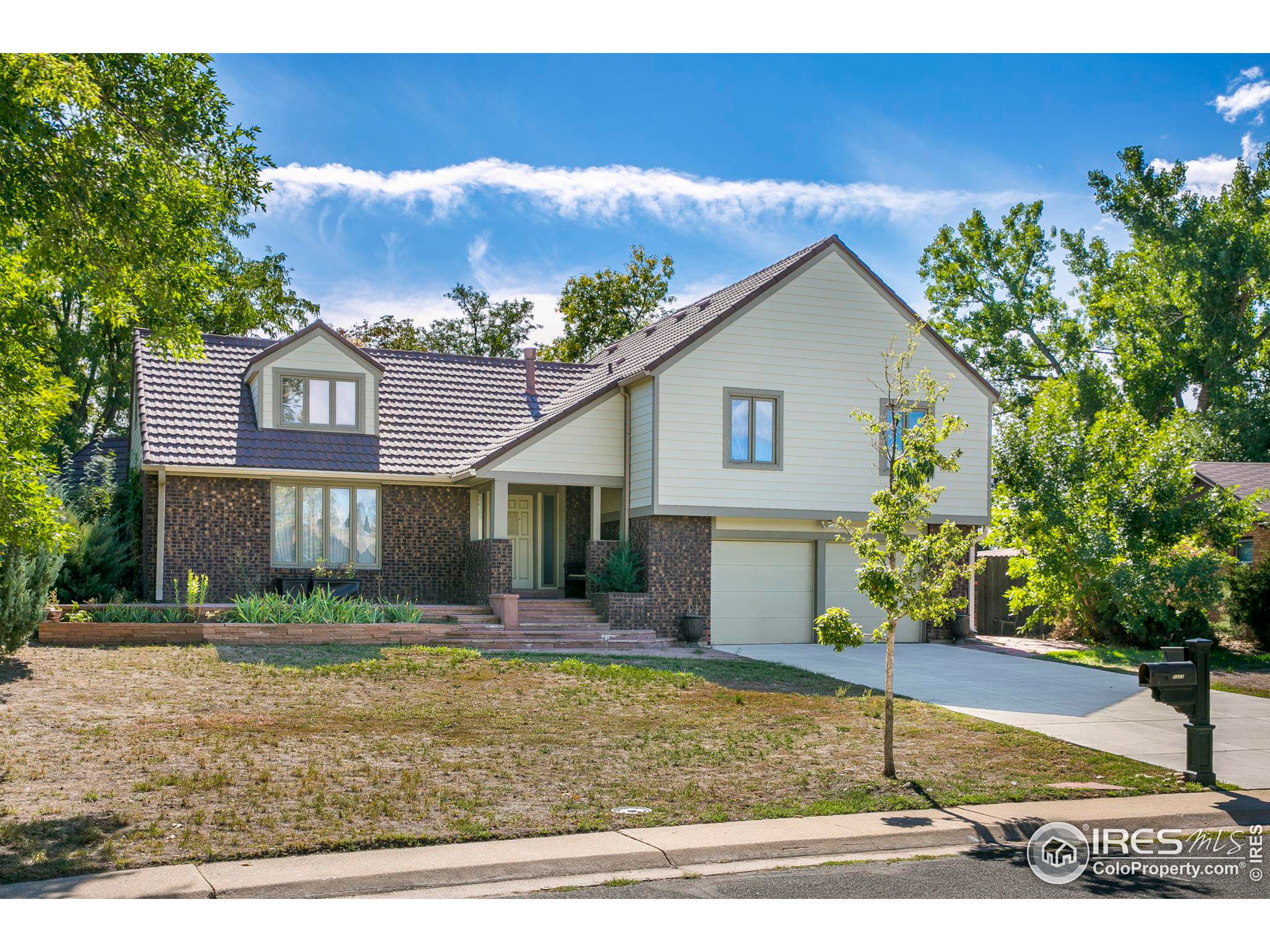 5322 Cypress Dr