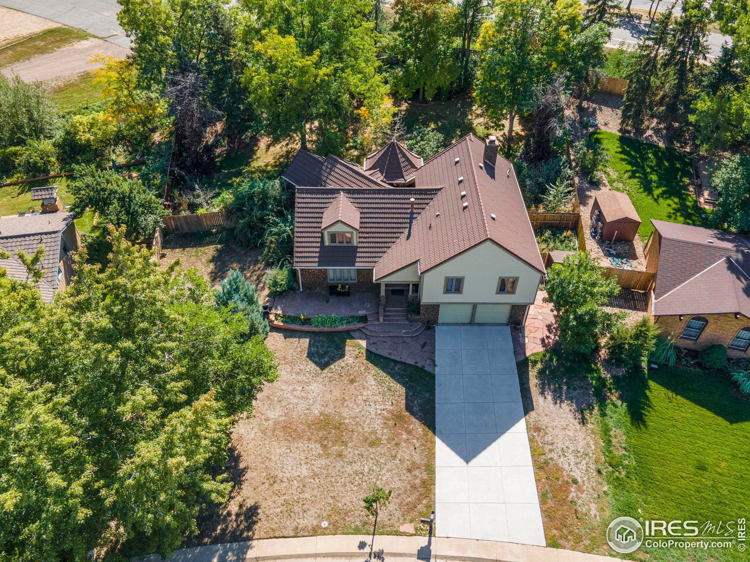 5322 Cypress Dr