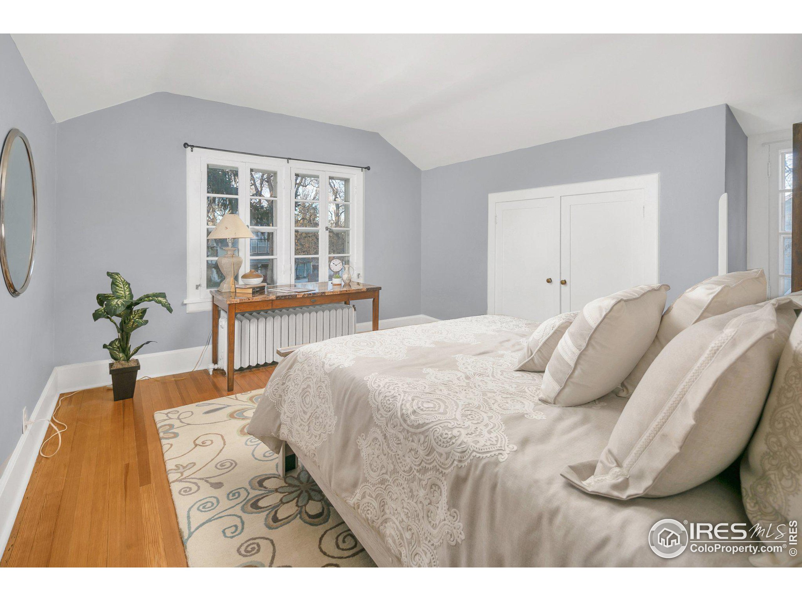 1126 3rd Ave
