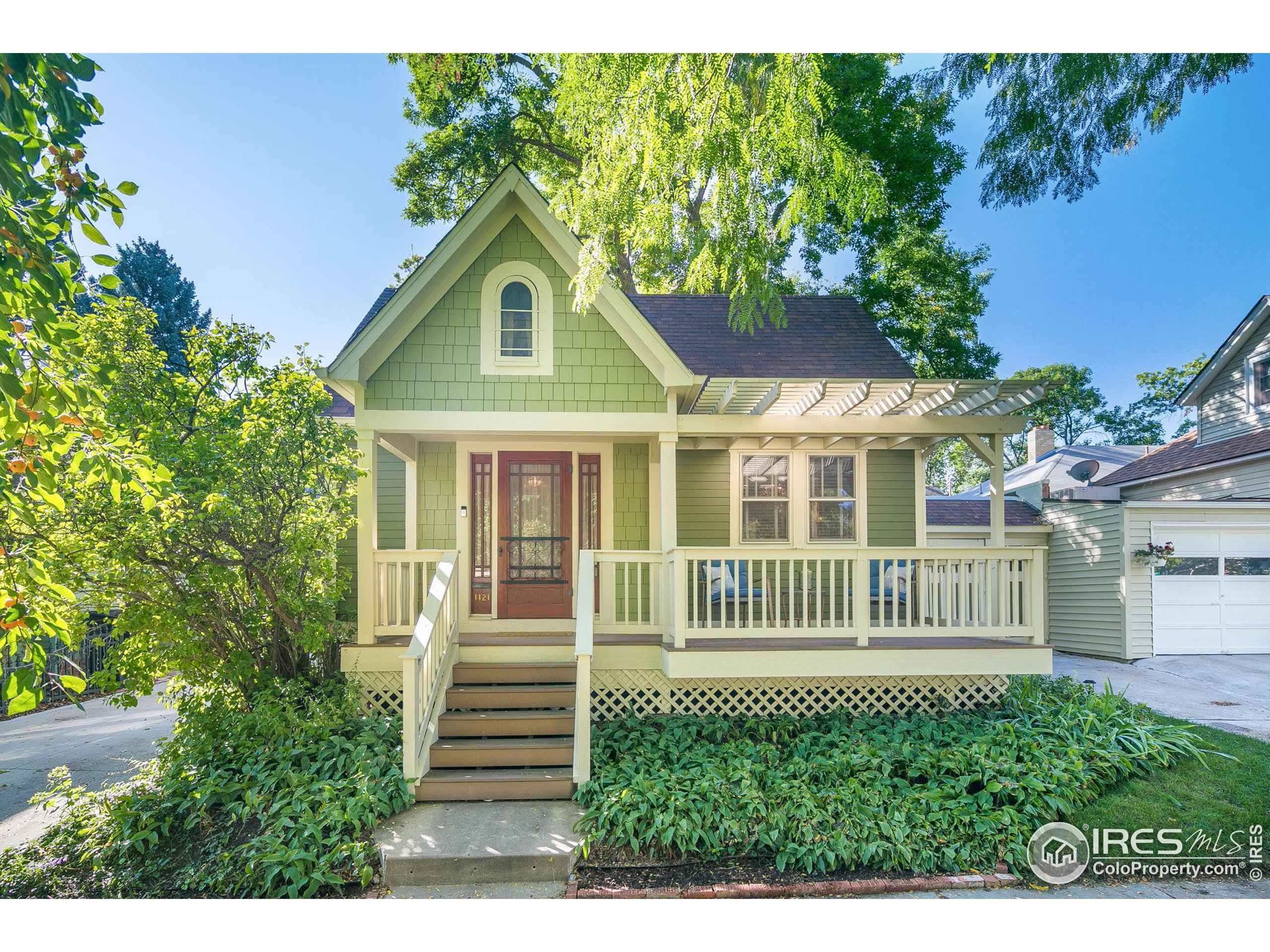 1121 5th Ave