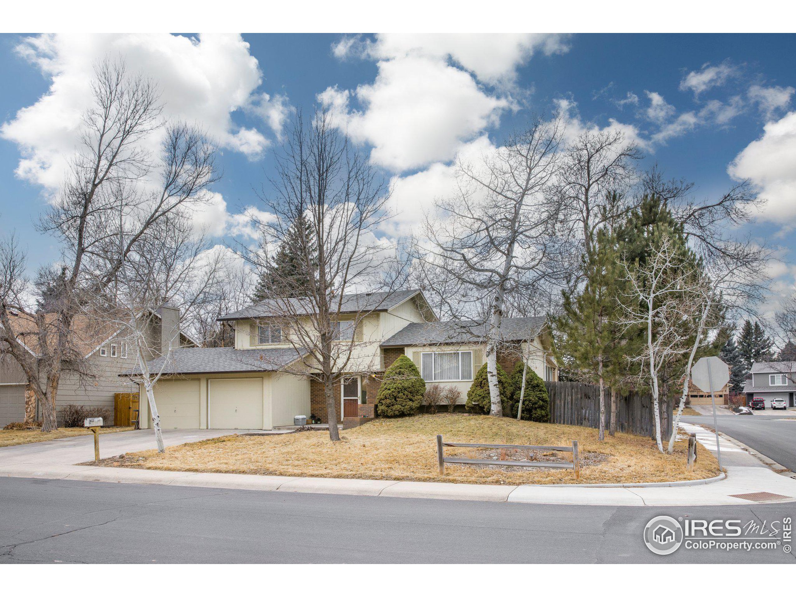 2901 Brookwood Dr
