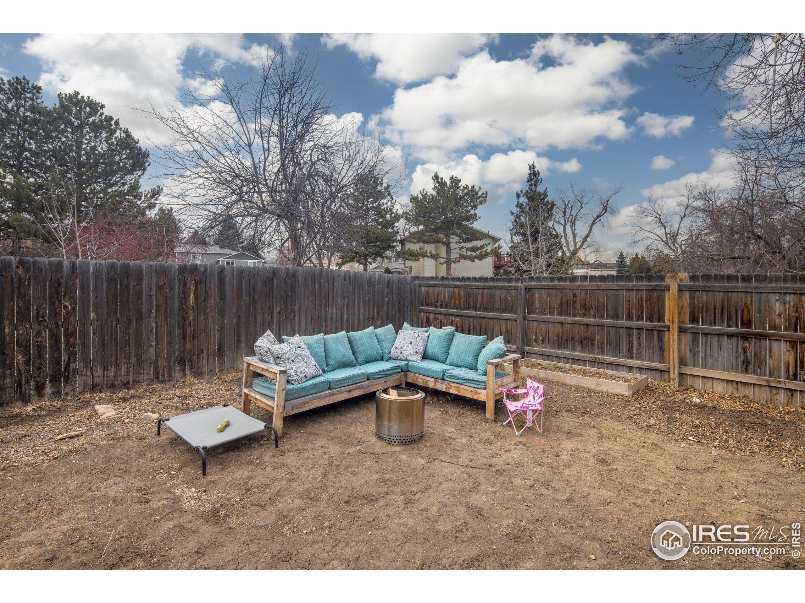 2901 Brookwood Dr