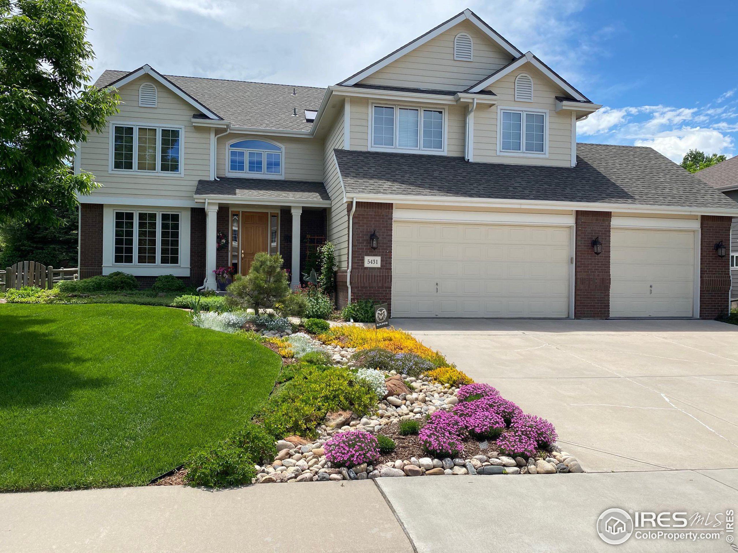 5431 Hunter Dr