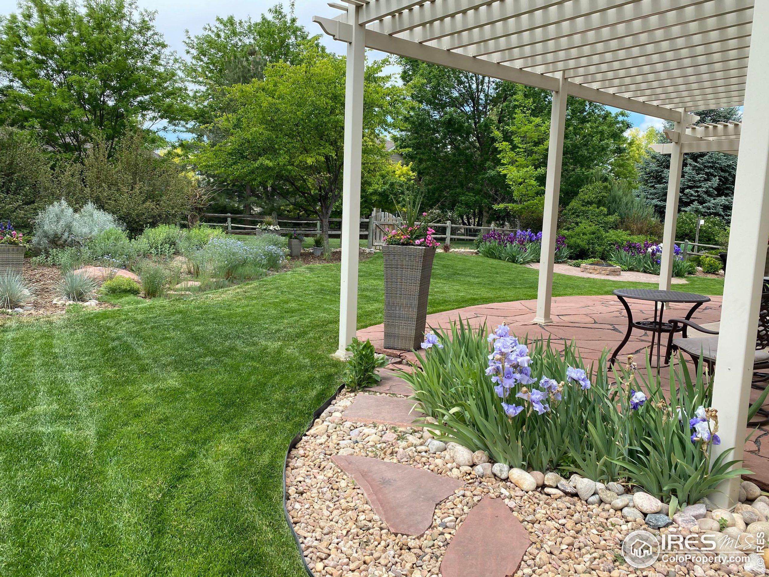 5431 Hunter Dr