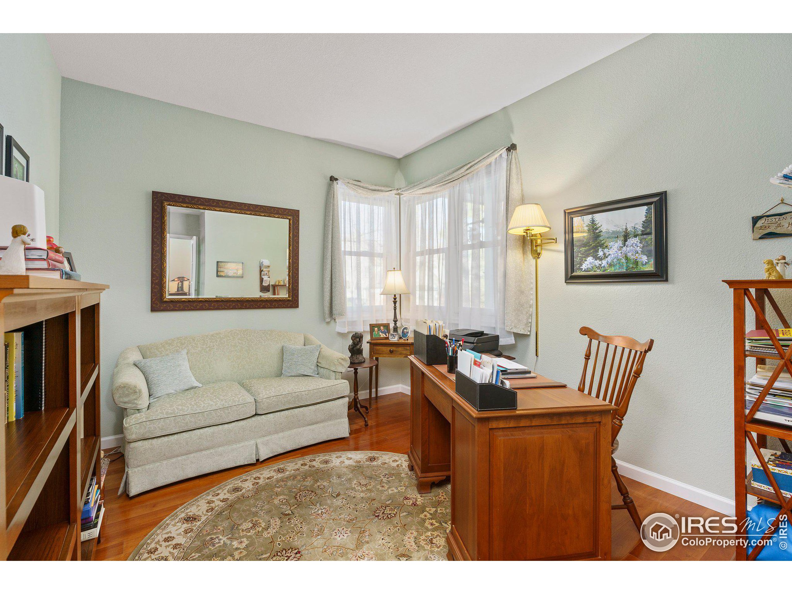1527 Lodge Ct